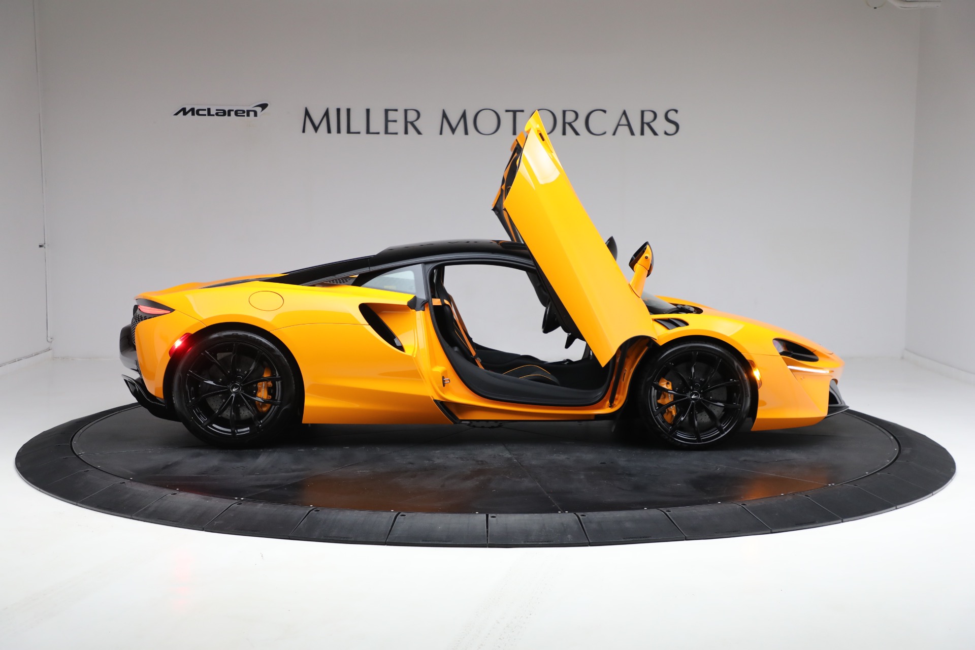 New 2024 McLaren Artura Performance For Sale () Miller Motorcars