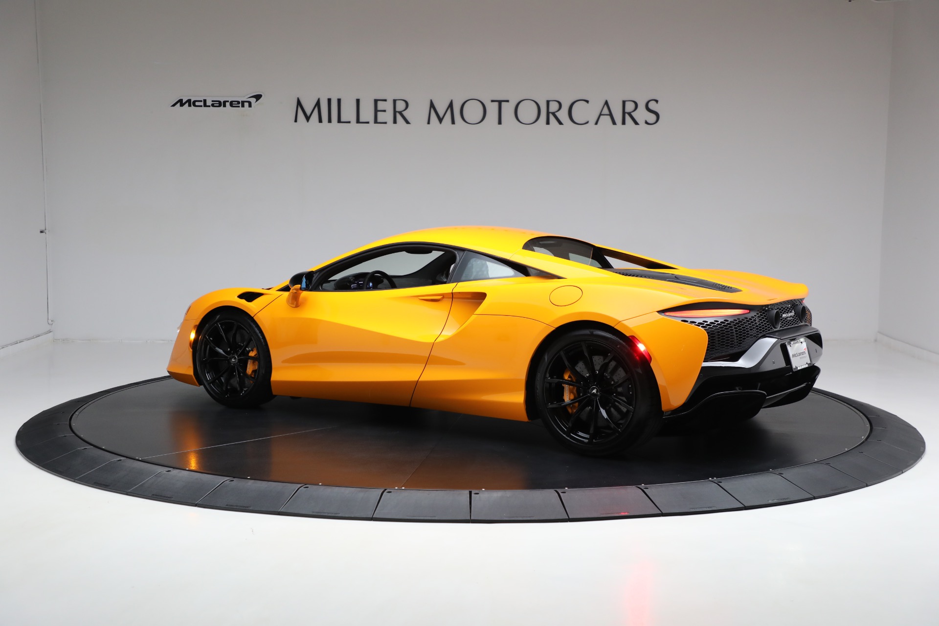 New 2024 McLaren Artura For Sale () Miller Motorcars Stock MC596