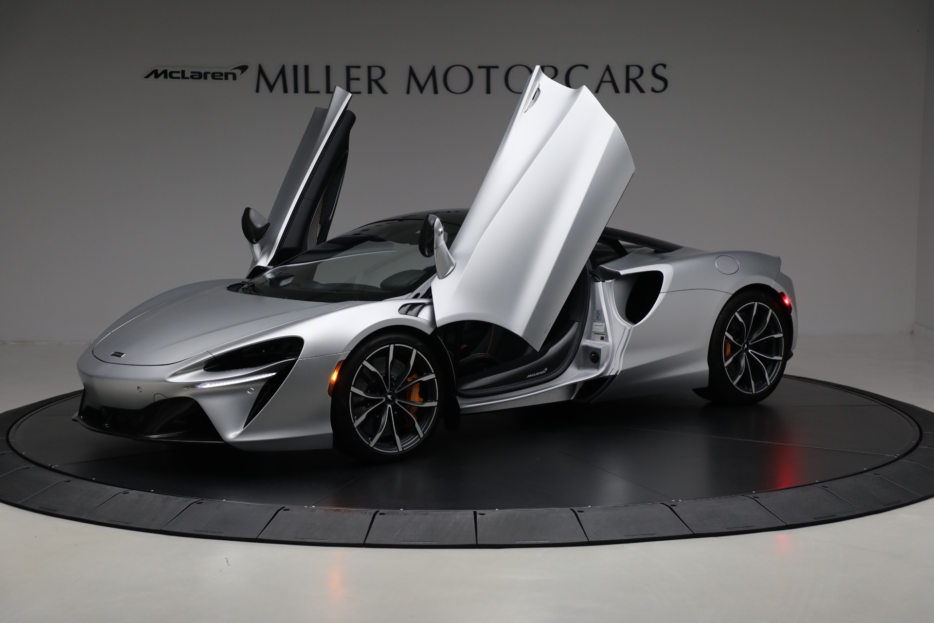 2023 Mclaren ARTURA photo 14