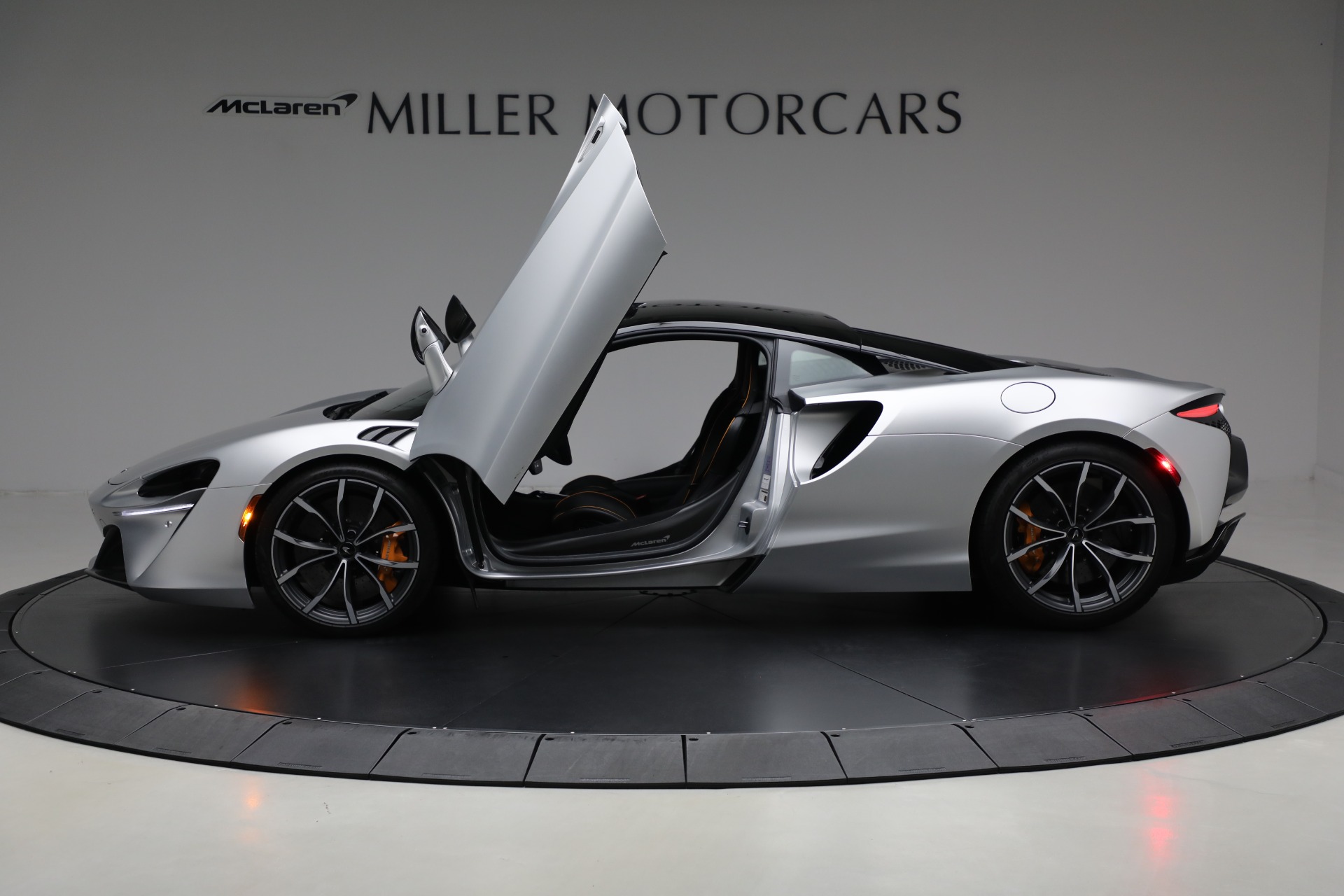 2023 Mclaren ARTURA photo 15