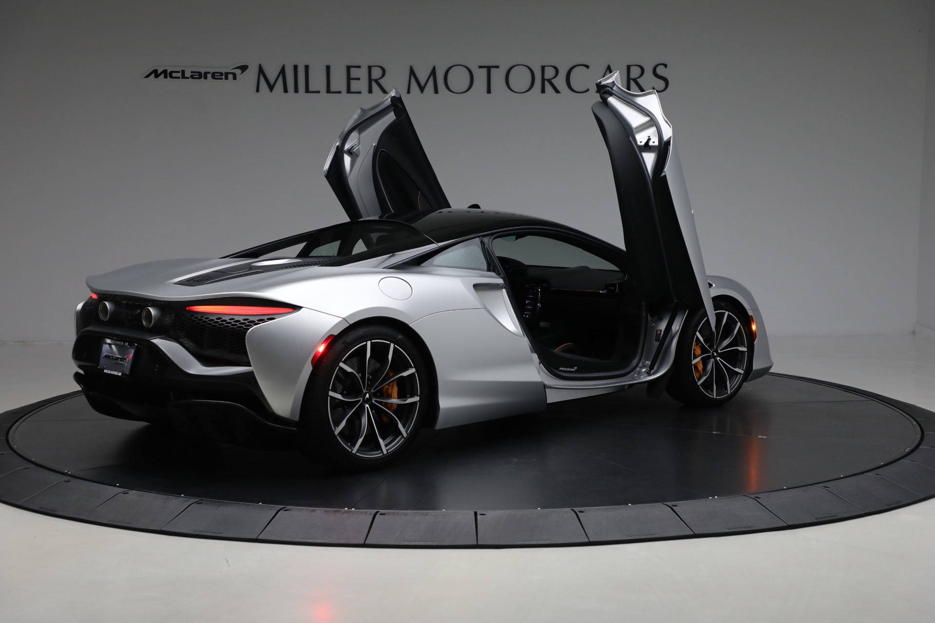 2023 Mclaren ARTURA photo 18