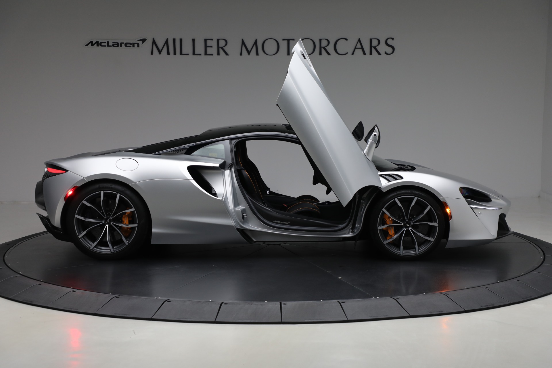2023 Mclaren ARTURA photo 19
