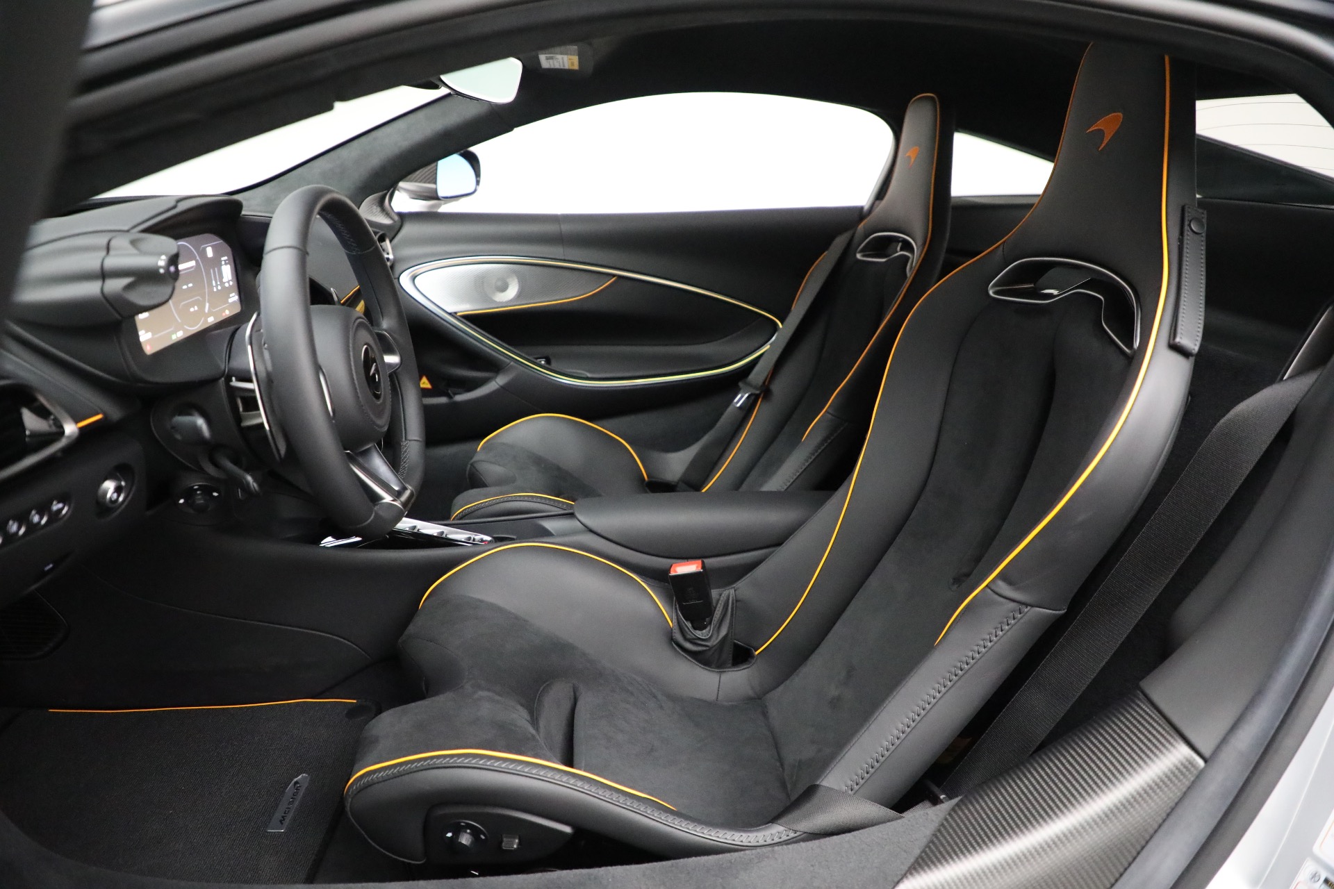 2023 Mclaren ARTURA photo 22