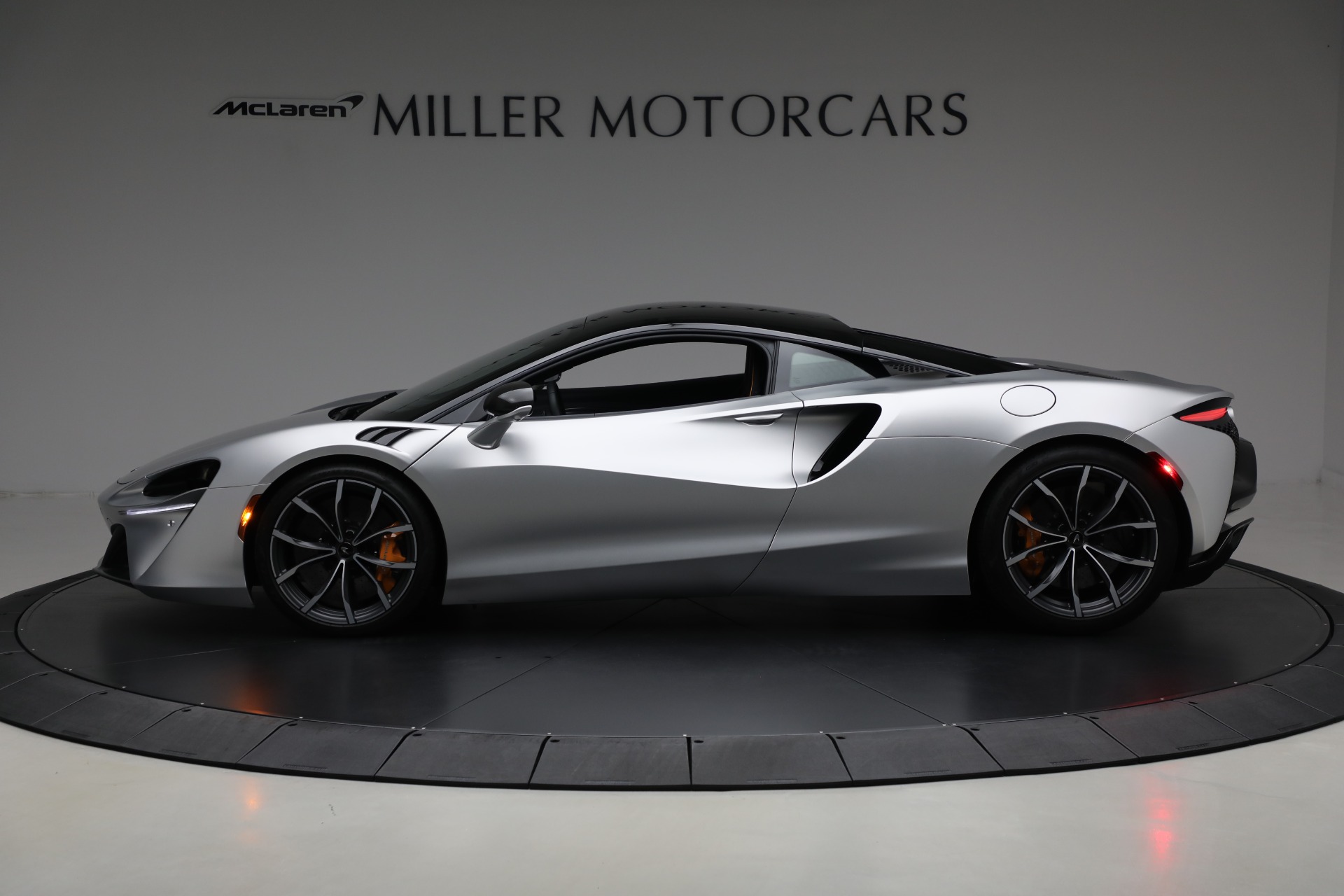 2023 Mclaren ARTURA photo 3