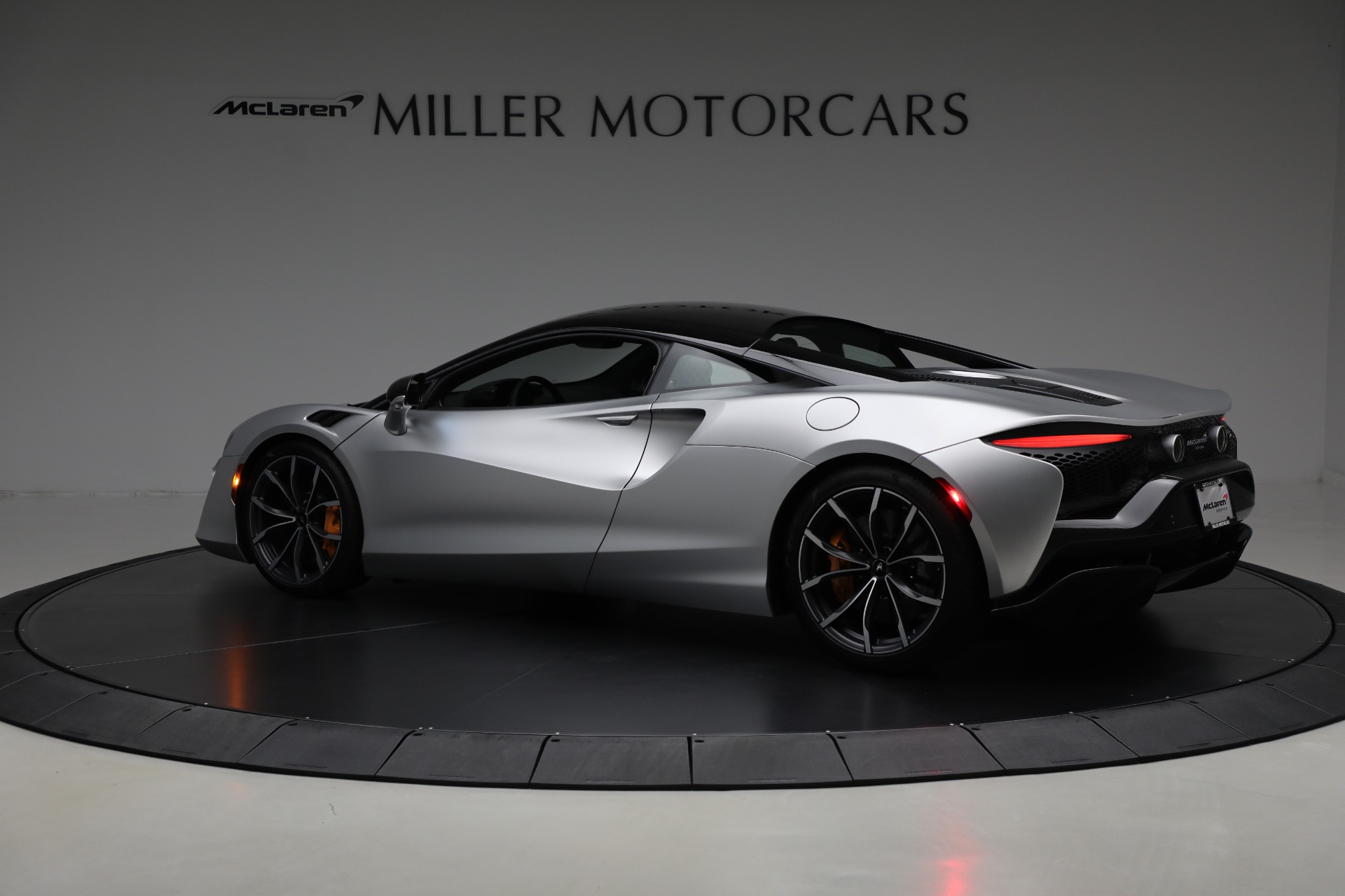 2023 Mclaren ARTURA photo 4