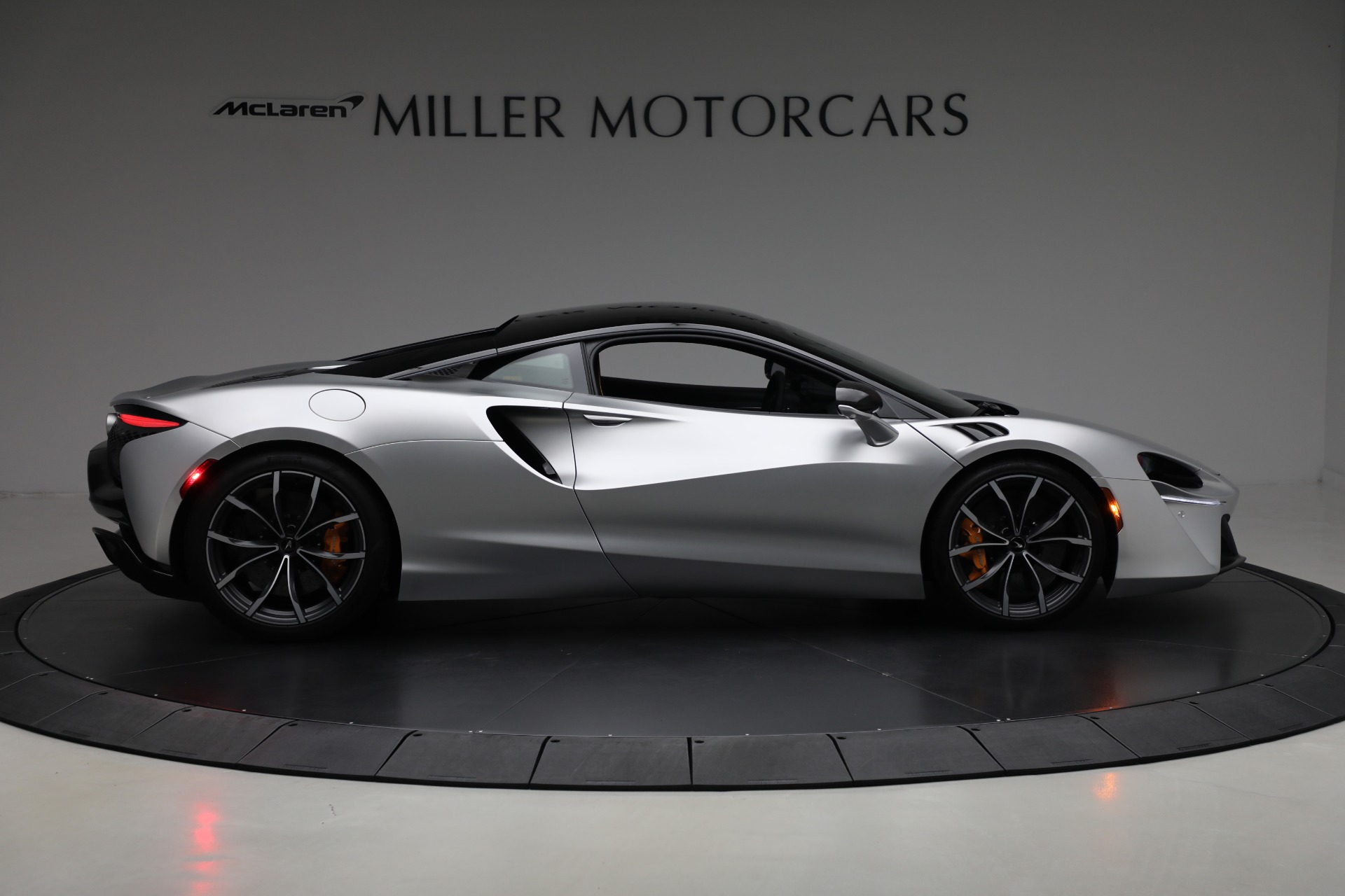 2023 Mclaren ARTURA photo 9
