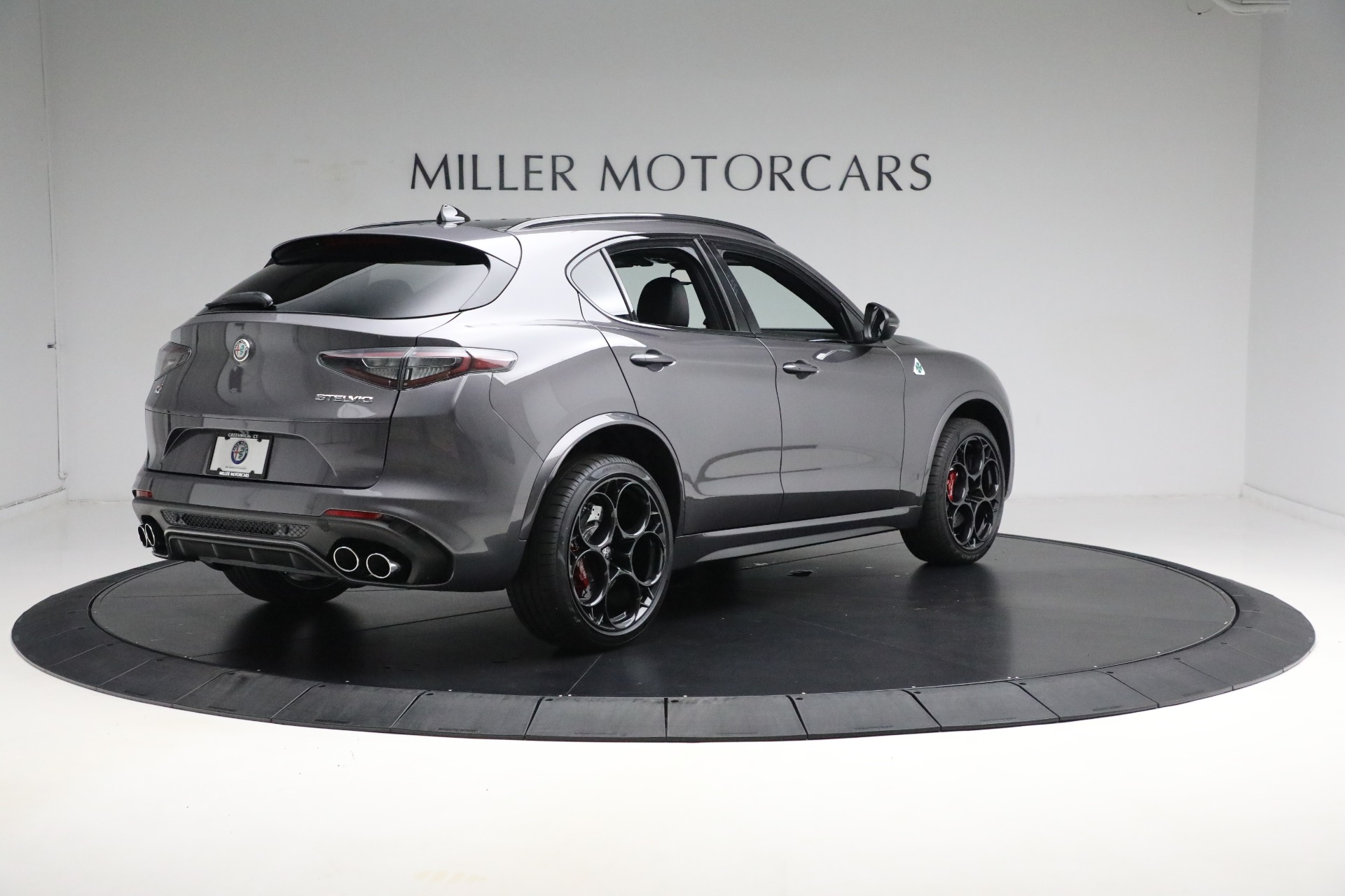 Rocker Panel Kit | ALFA ROMEO STELVIO QUADRIFOGLIO 2024 Rocker Panel Kit | ALFA ROMEO STELVIO QUADRIFOGLIO 2024