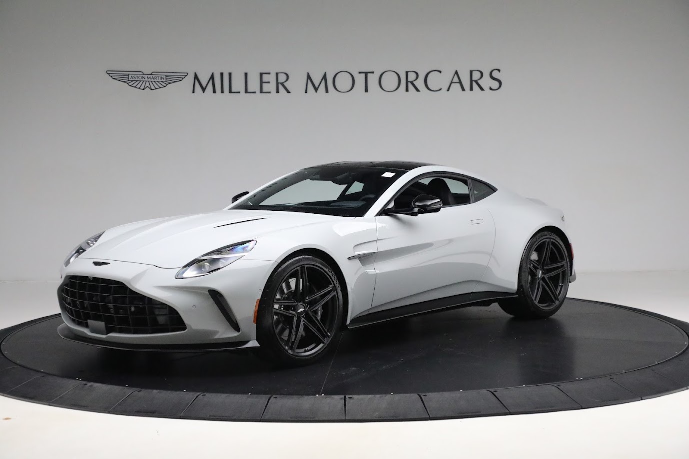 New 2025 Aston Martin Vantage For Sale (242,100) Miller Motorcars Stock A1883