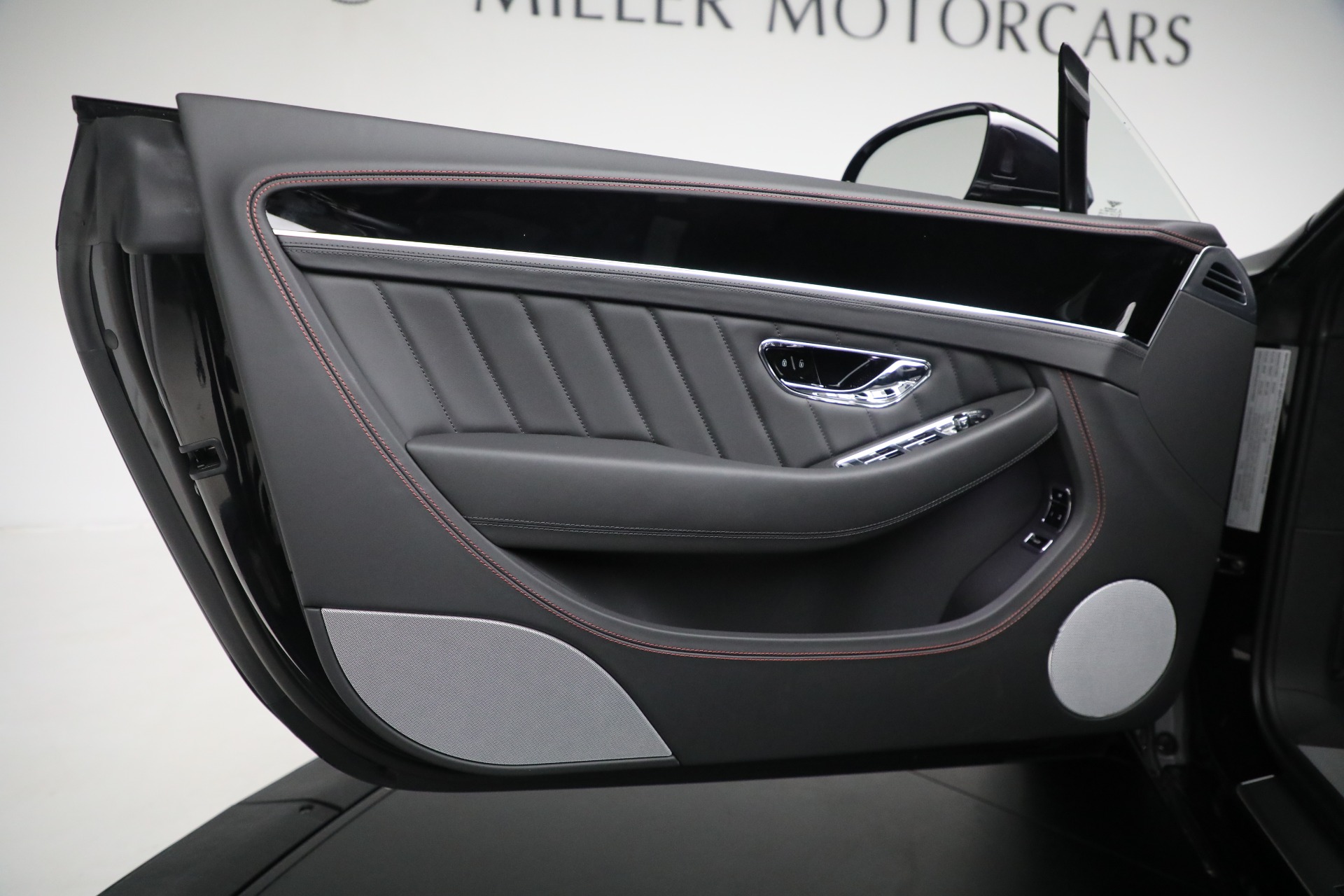2024 Bentley Continental GT photo 17