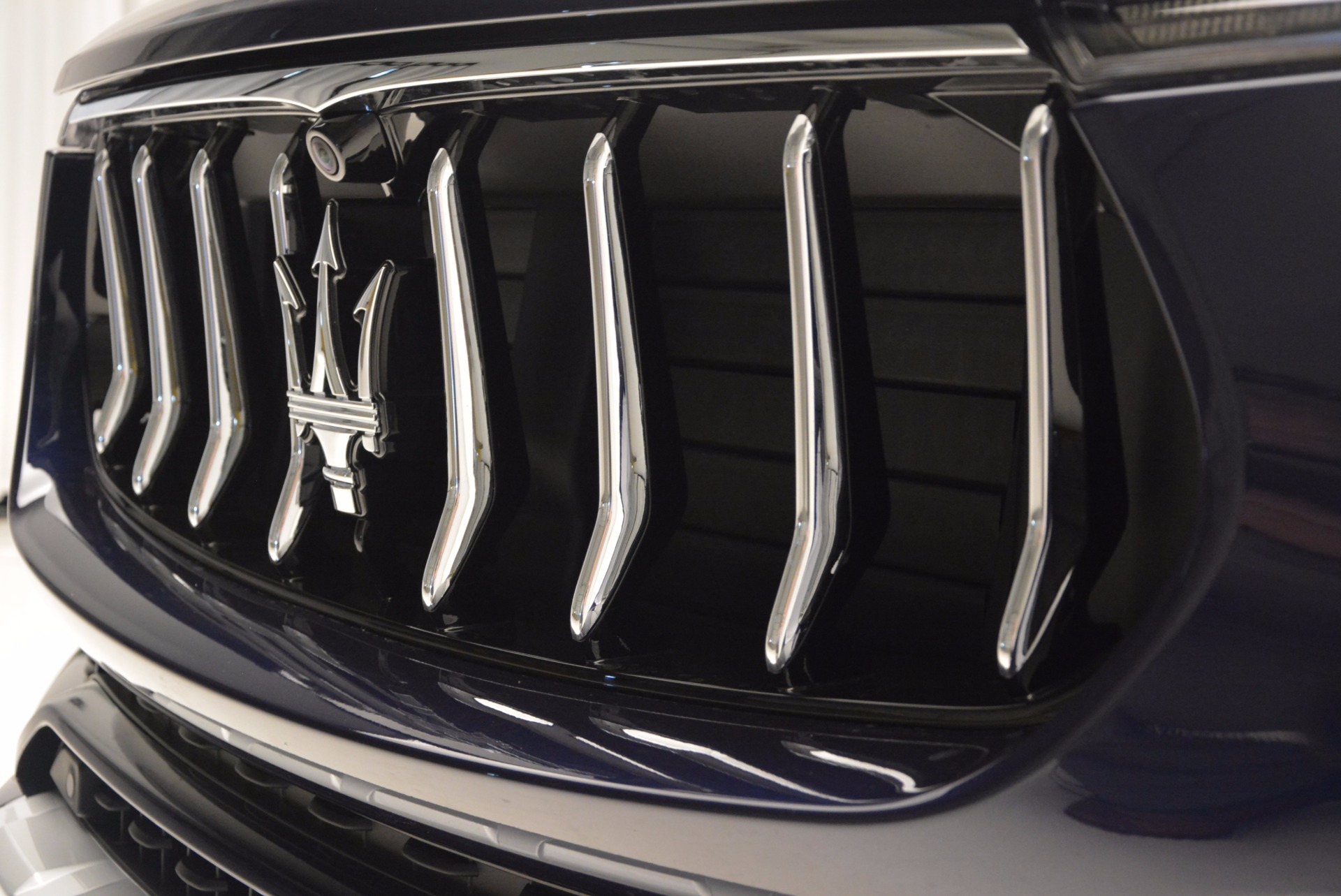 Used-2017-Maserati-Levante-S