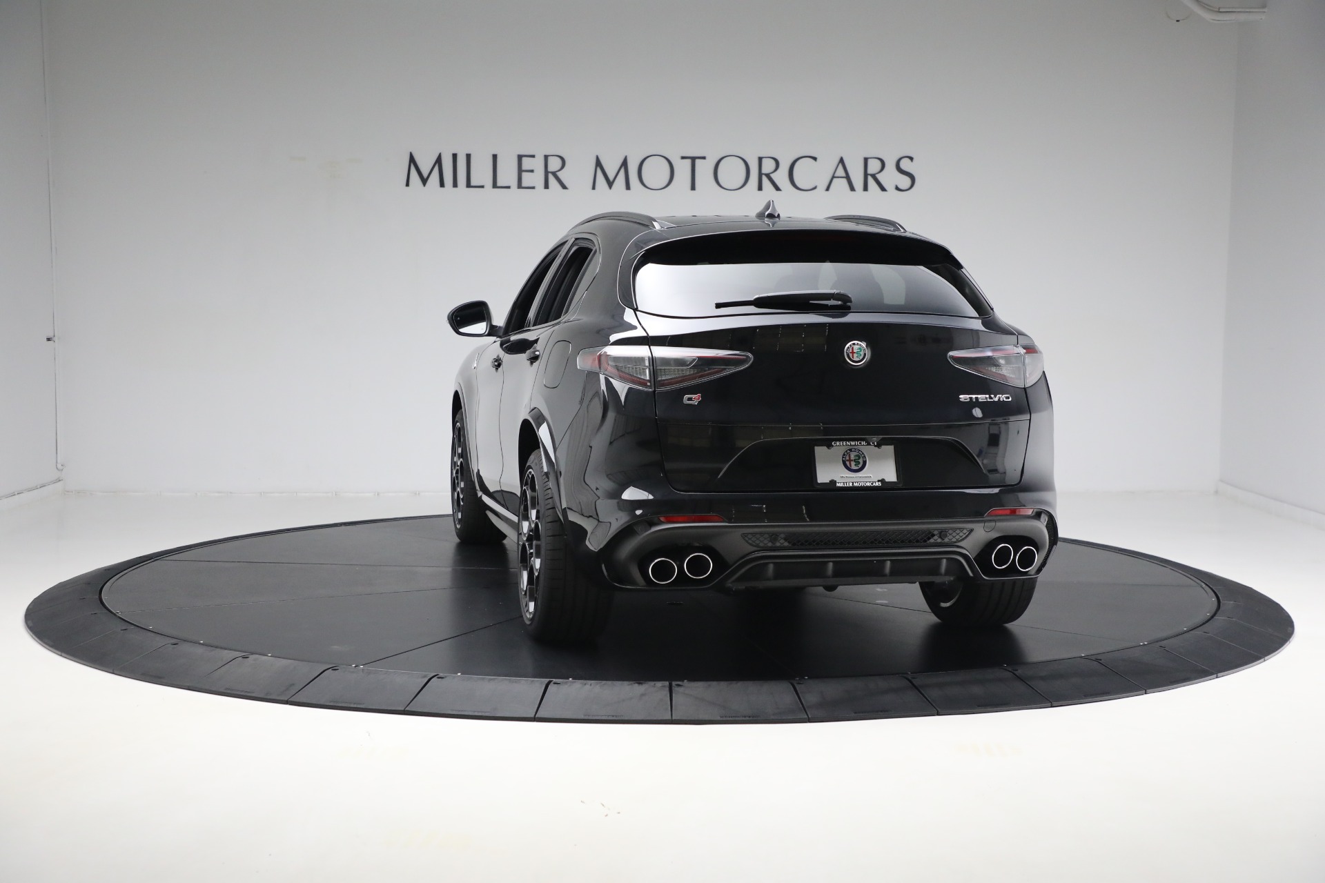 2024 Alfa Romeo Stelvio Quadrifoglio photo 15