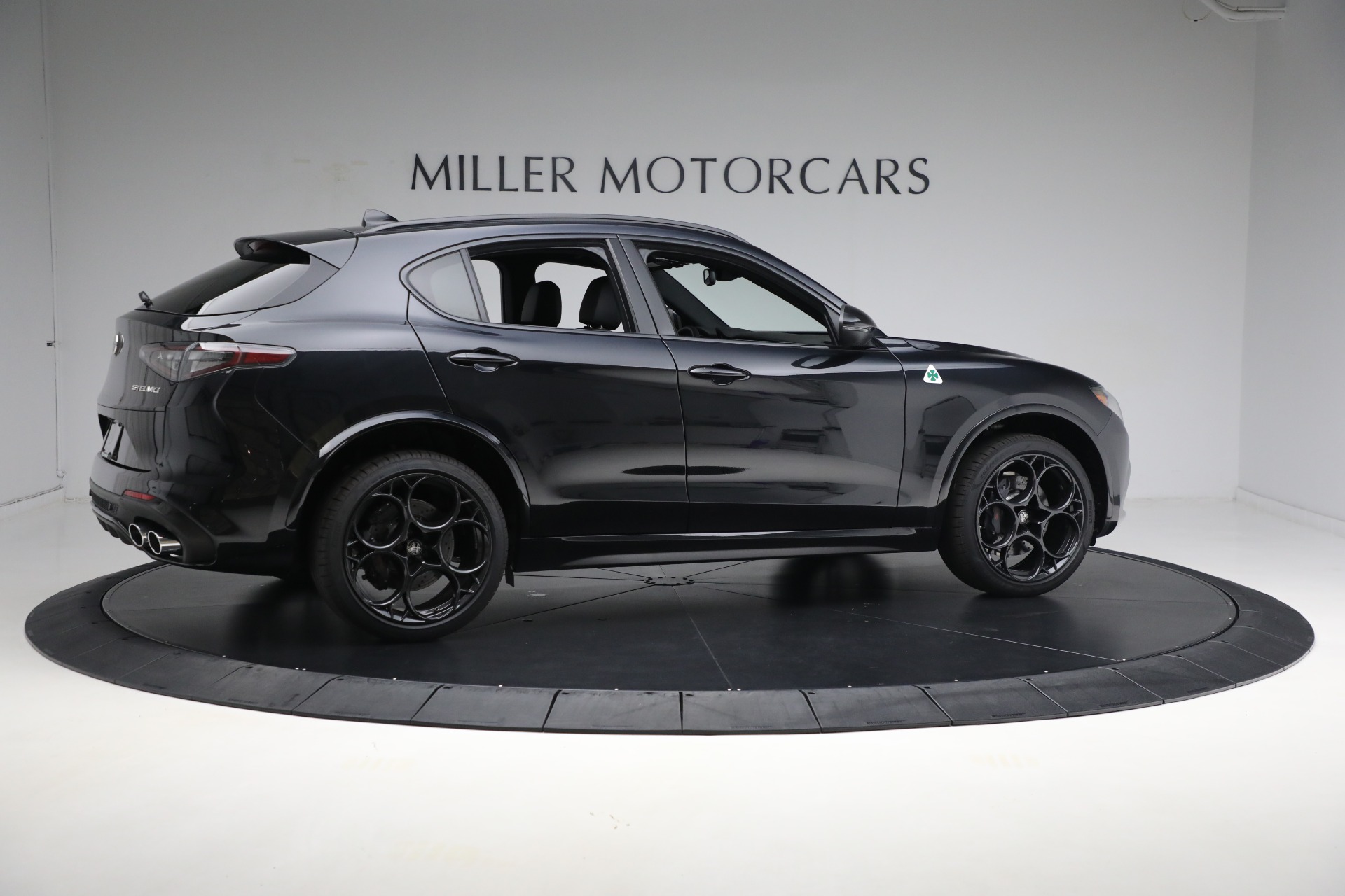 2024 Alfa Romeo Stelvio Quadrifoglio photo 20