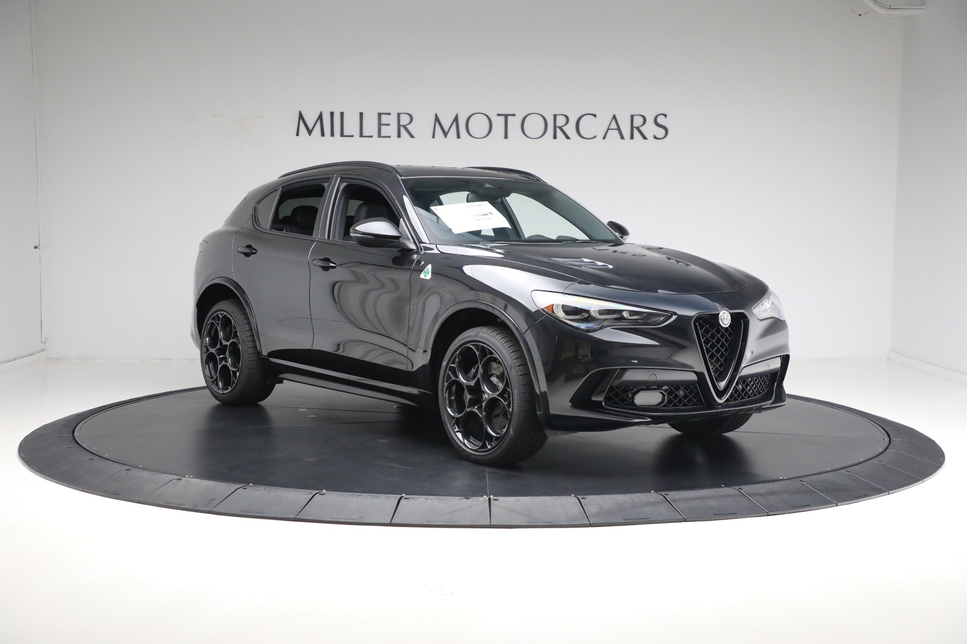 2024 Alfa Romeo Stelvio Quadrifoglio photo 27