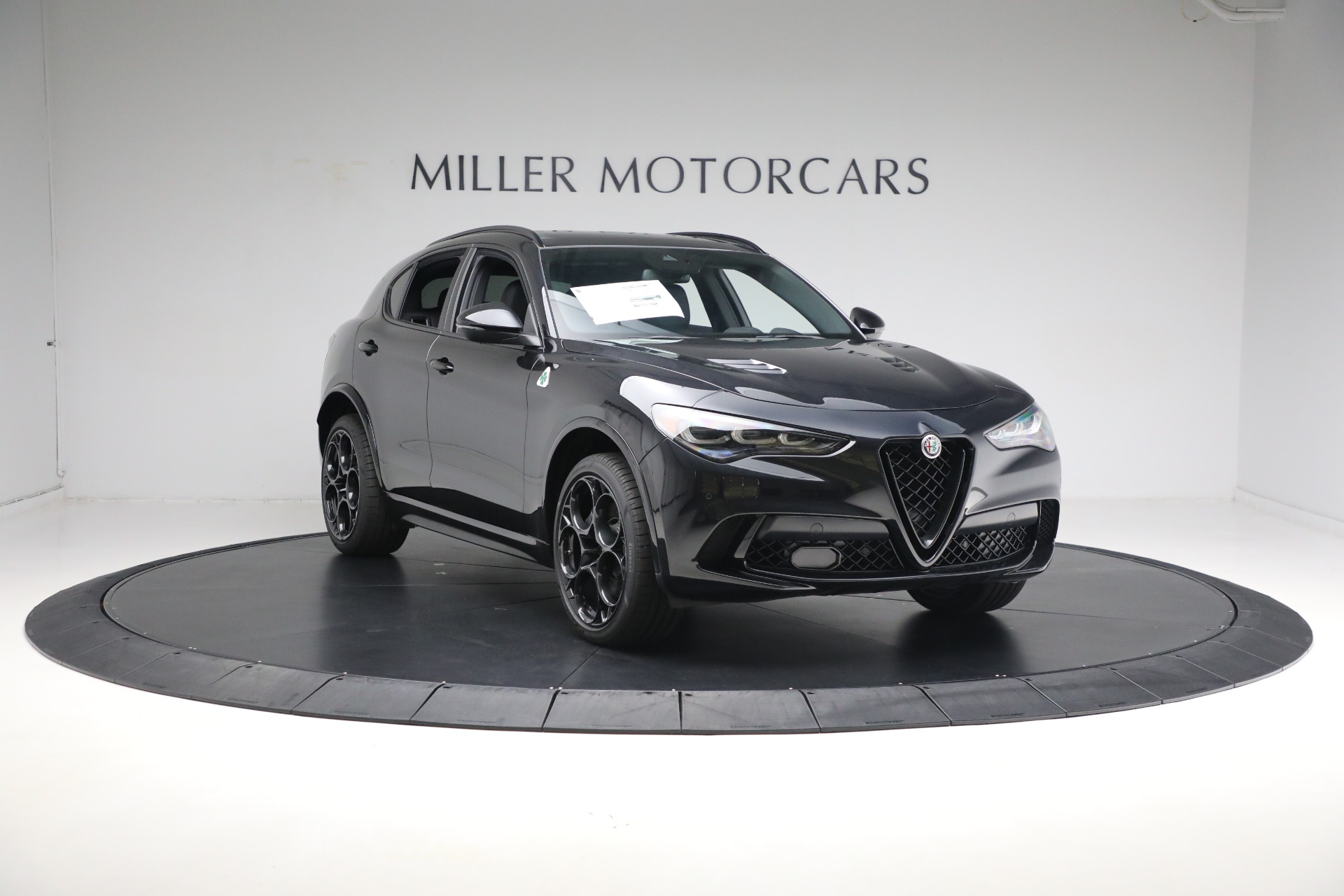 2024 Alfa Romeo Stelvio Quadrifoglio photo 28