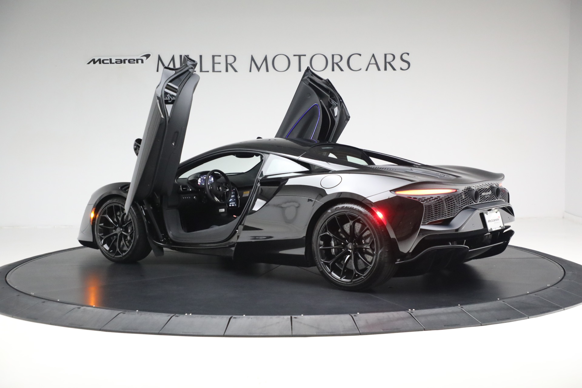 2025 Mclaren ARTURA photo 15