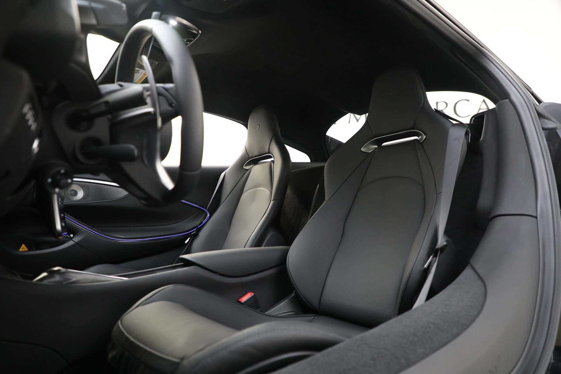 2025 Mclaren ARTURA photo 18