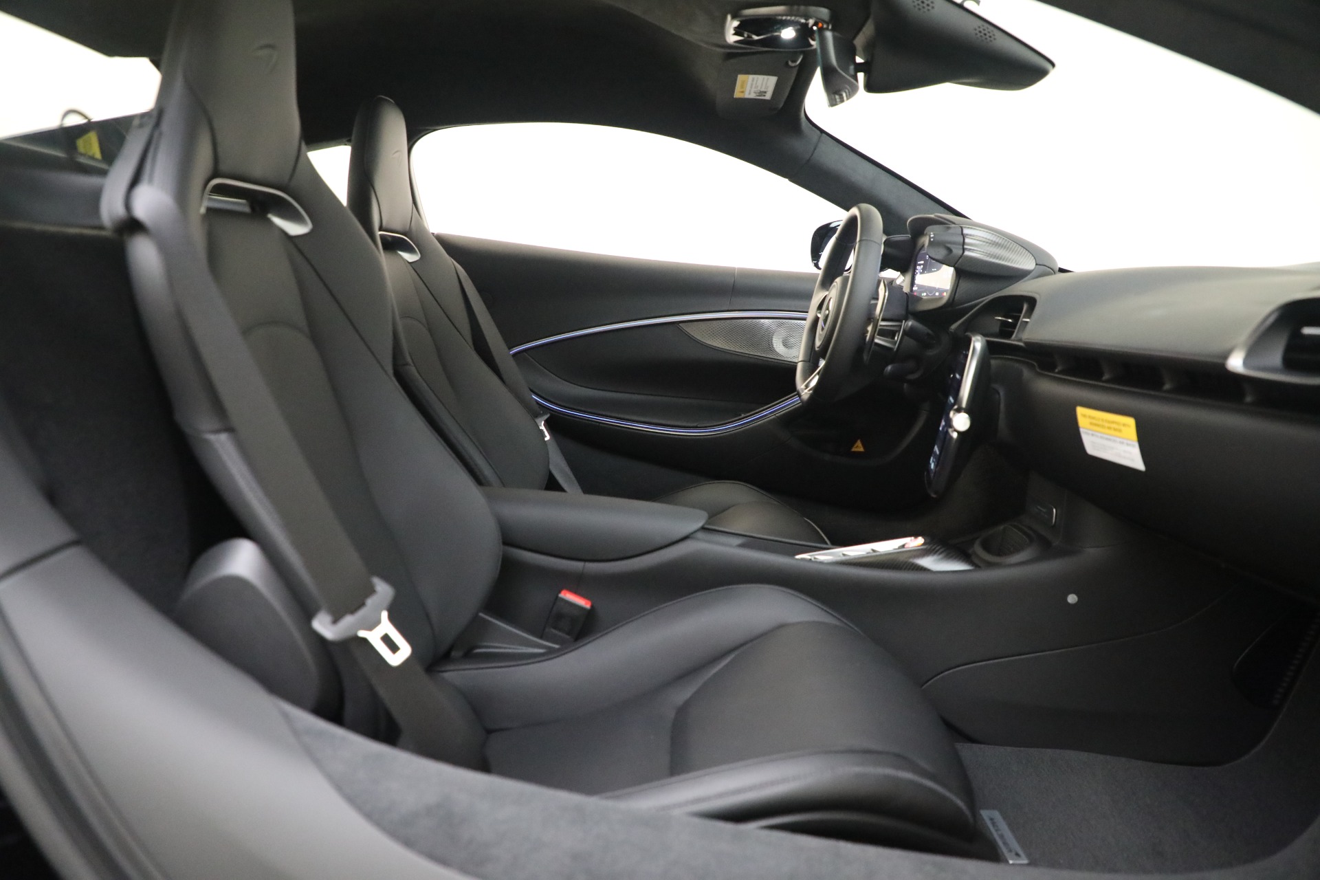 2025 Mclaren ARTURA photo 22