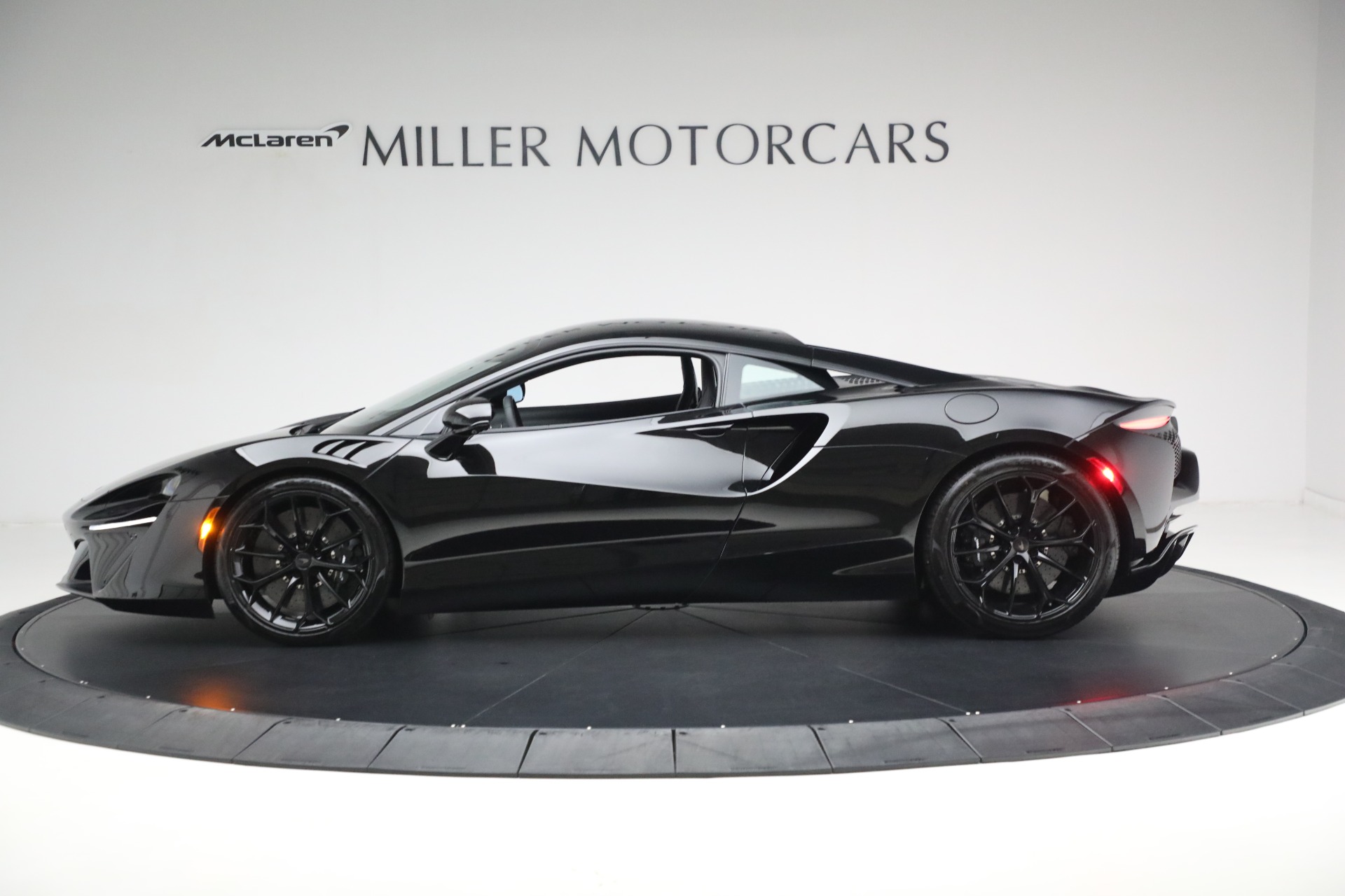 2025 Mclaren ARTURA photo 3