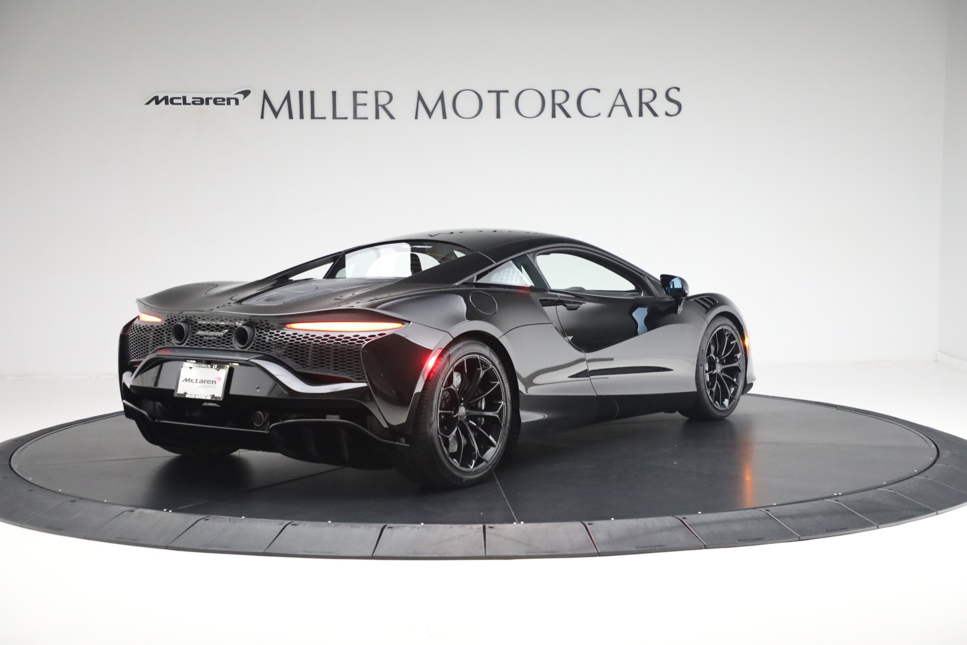2025 Mclaren ARTURA photo 8