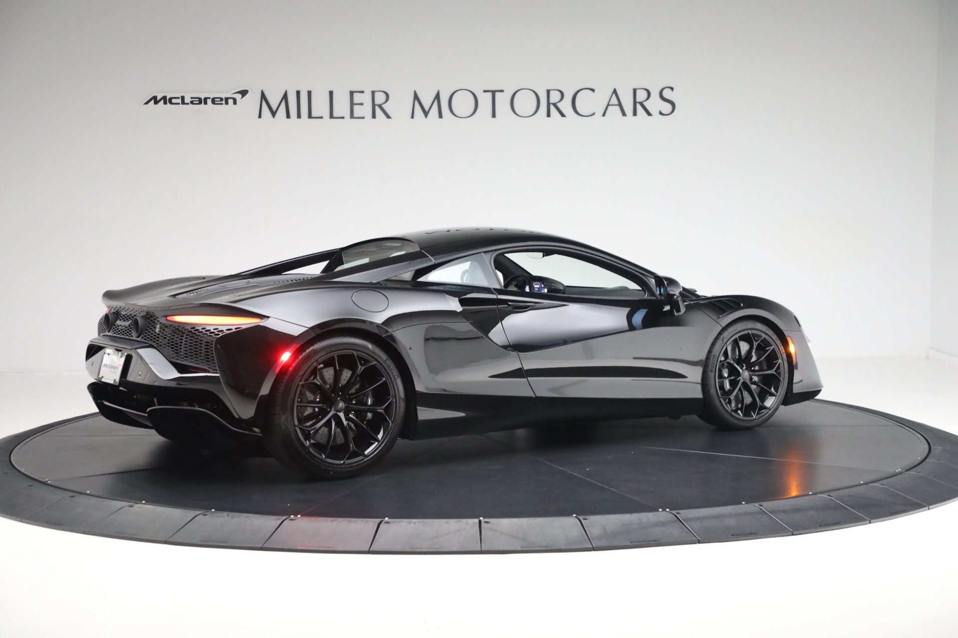 2025 Mclaren ARTURA photo 9