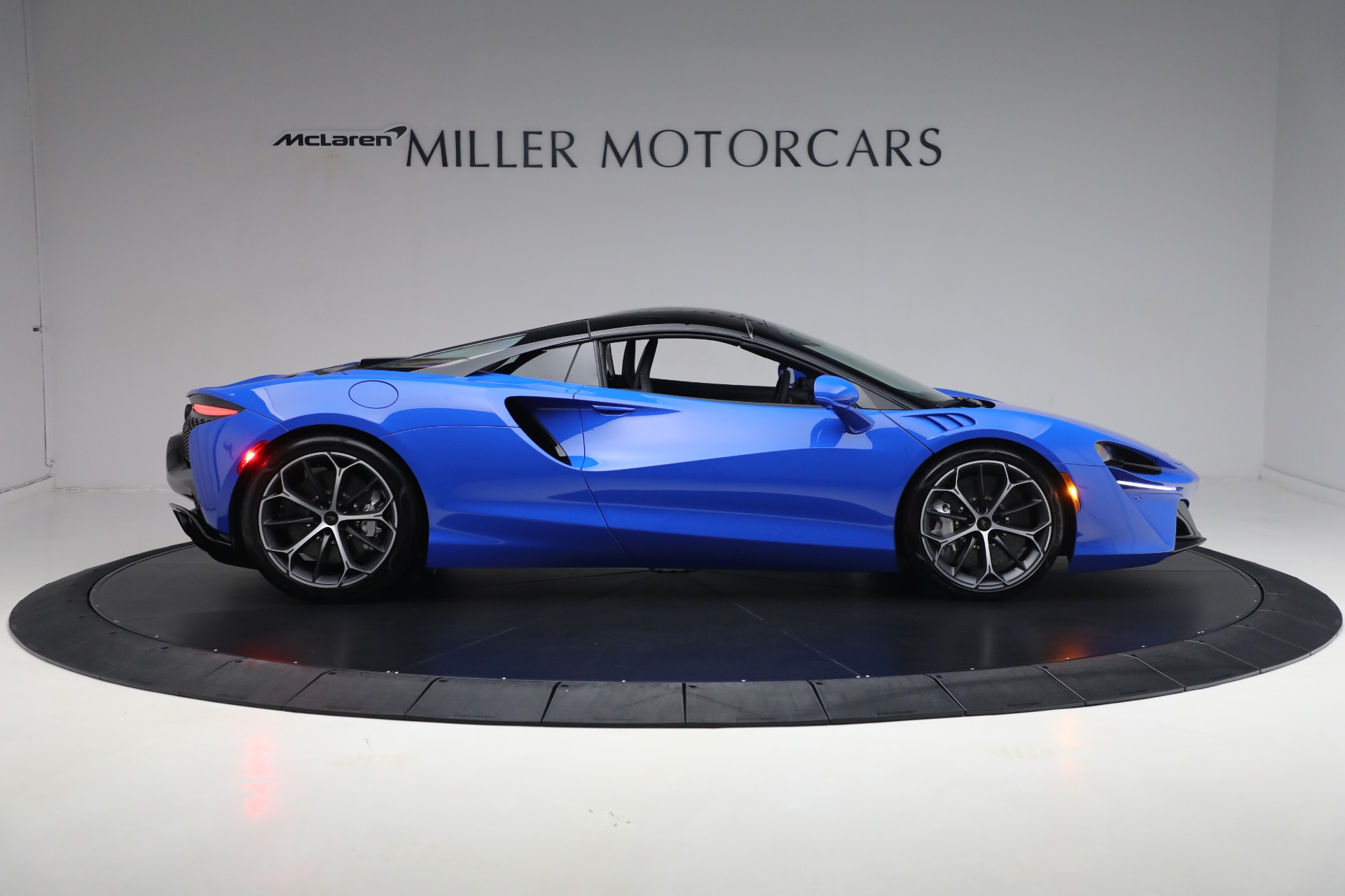 2025 Mclaren ARTURA Spider photo 18