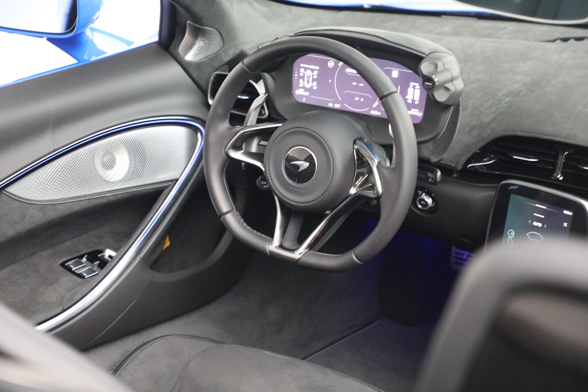 2025 Mclaren ARTURA Spider photo 36