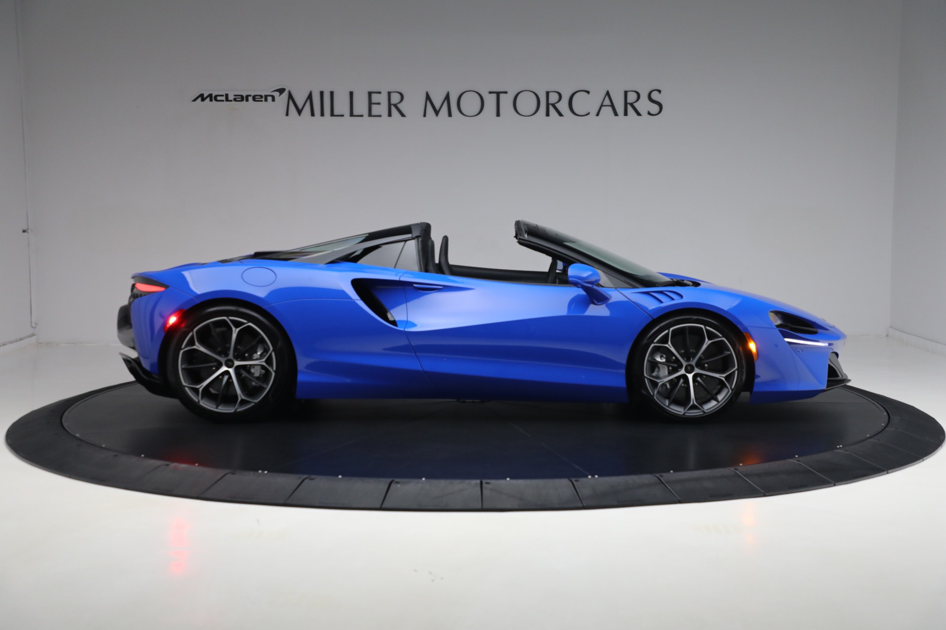 2025 Mclaren ARTURA Spider photo 9