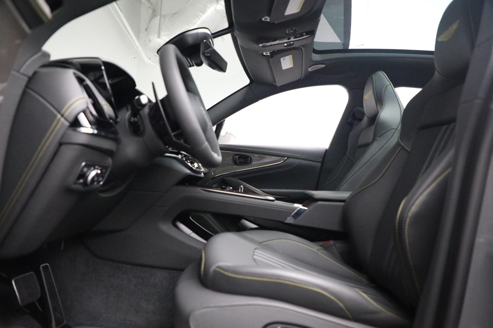 2025 Aston Martin DBX AM8 DBX707 photo 14
