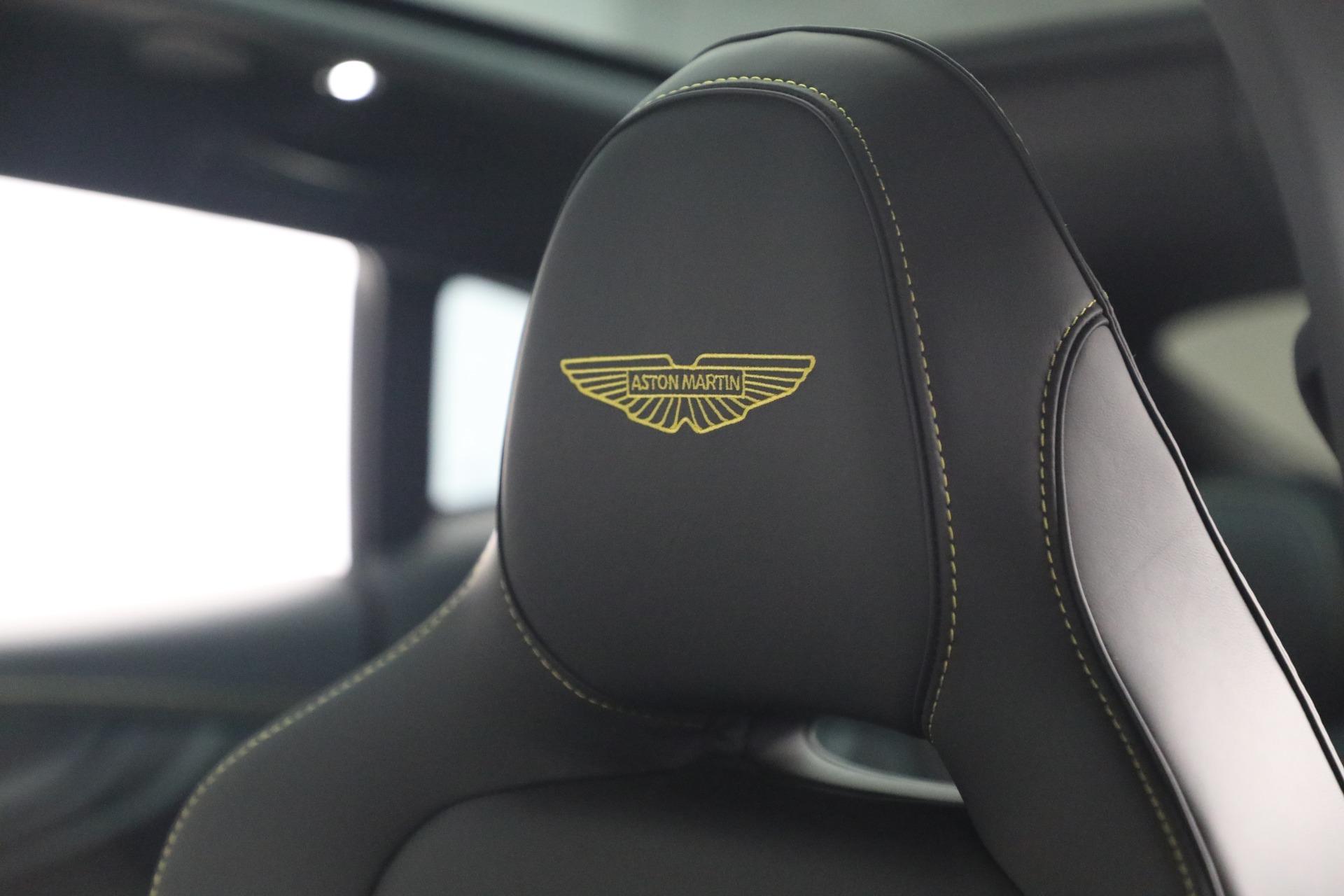 2025 Aston Martin DBX AM8 DBX707 photo 16
