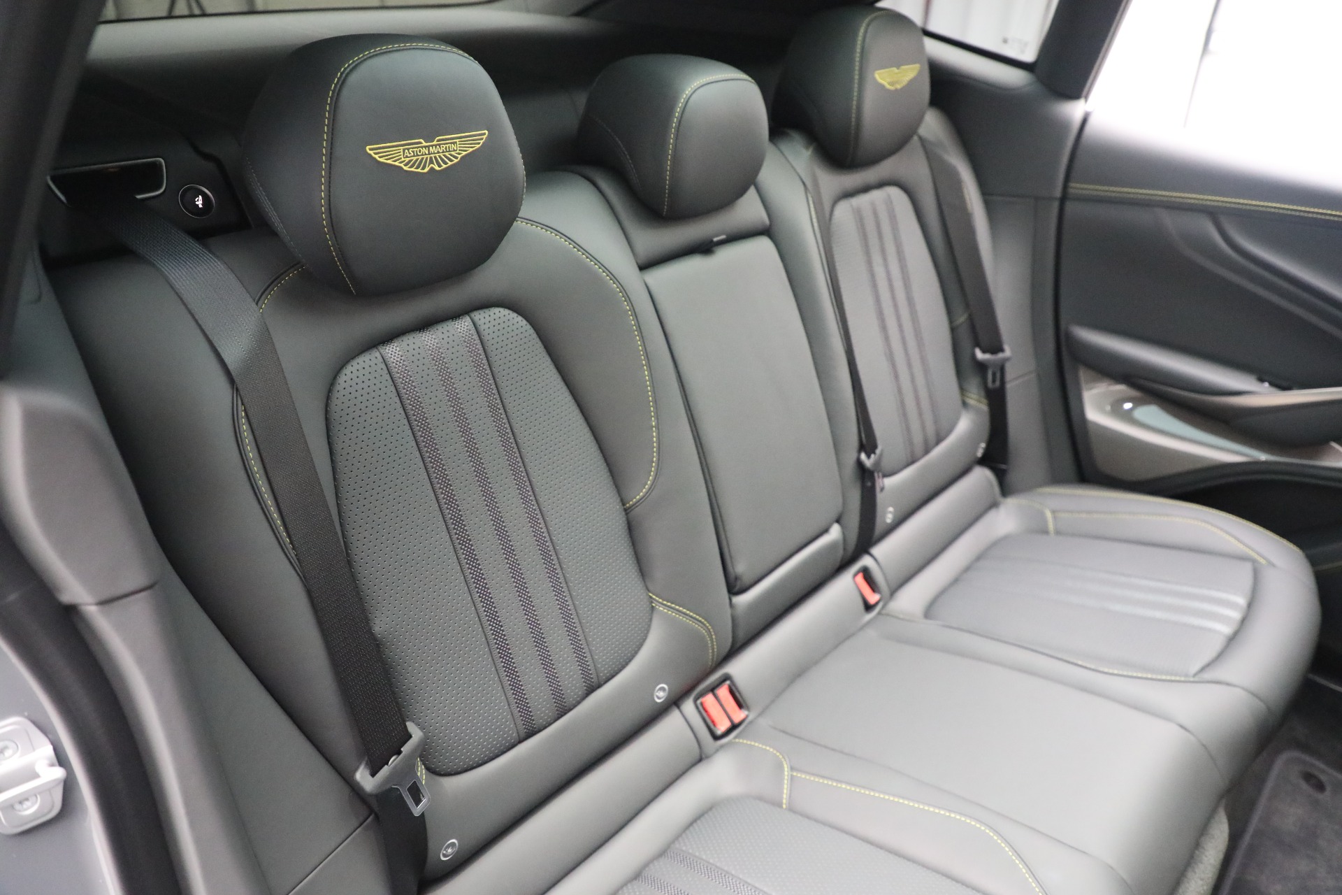 2025 Aston Martin DBX AM8 DBX707 photo 26