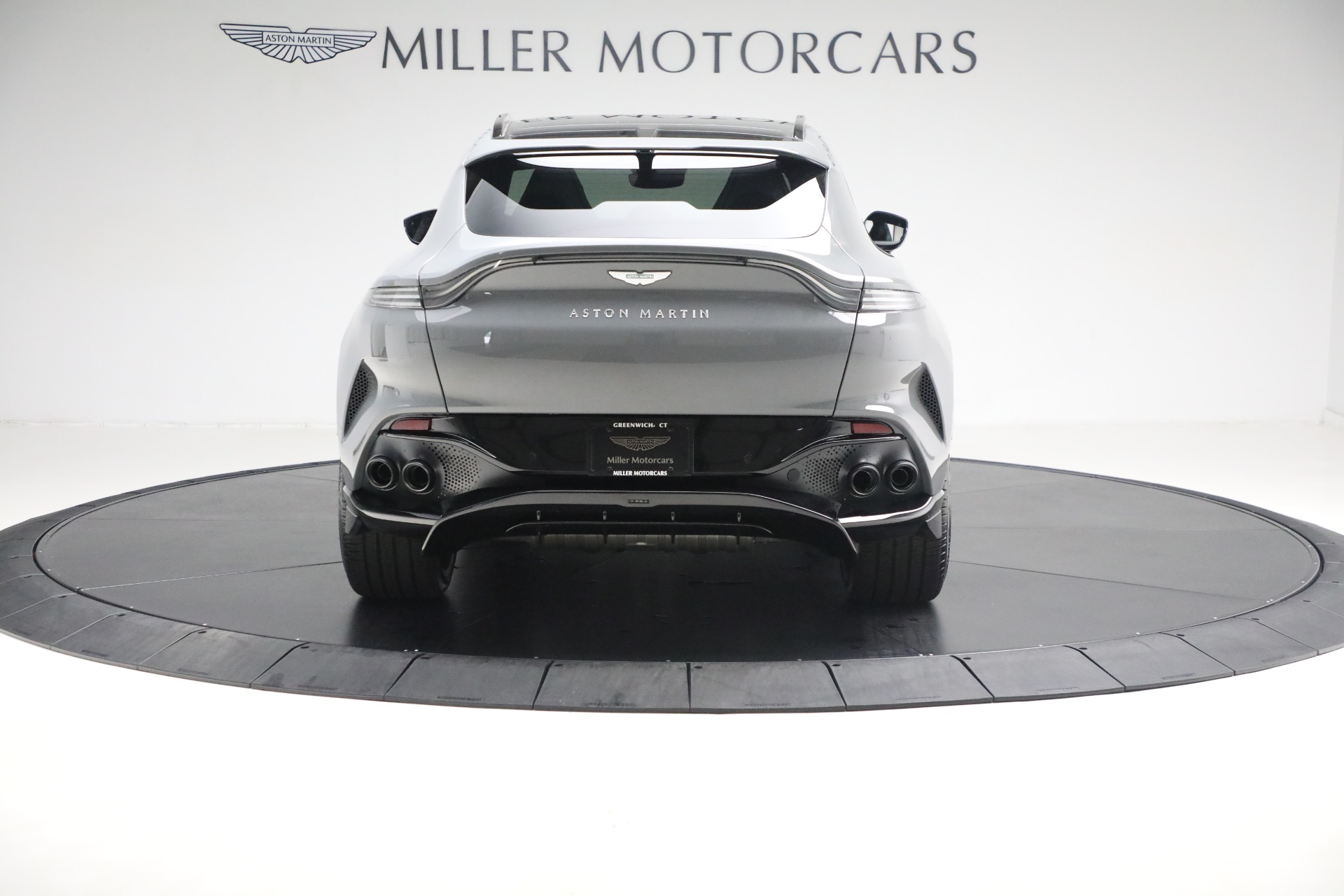 2025 Aston Martin DBX AM8 DBX707 photo 5