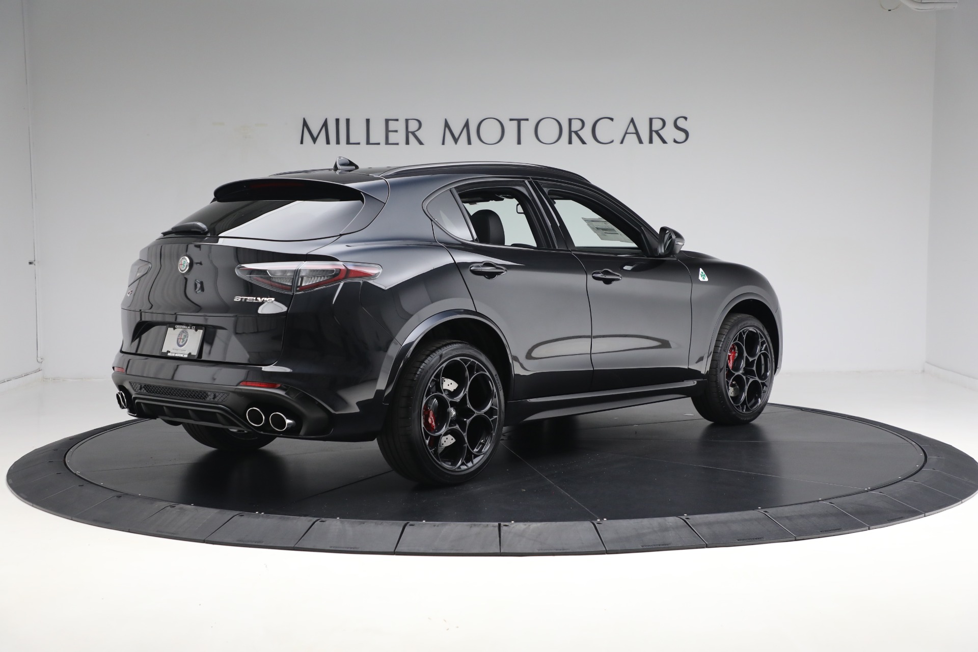 2024 Alfa Romeo Stelvio Quadrifoglio photo 16
