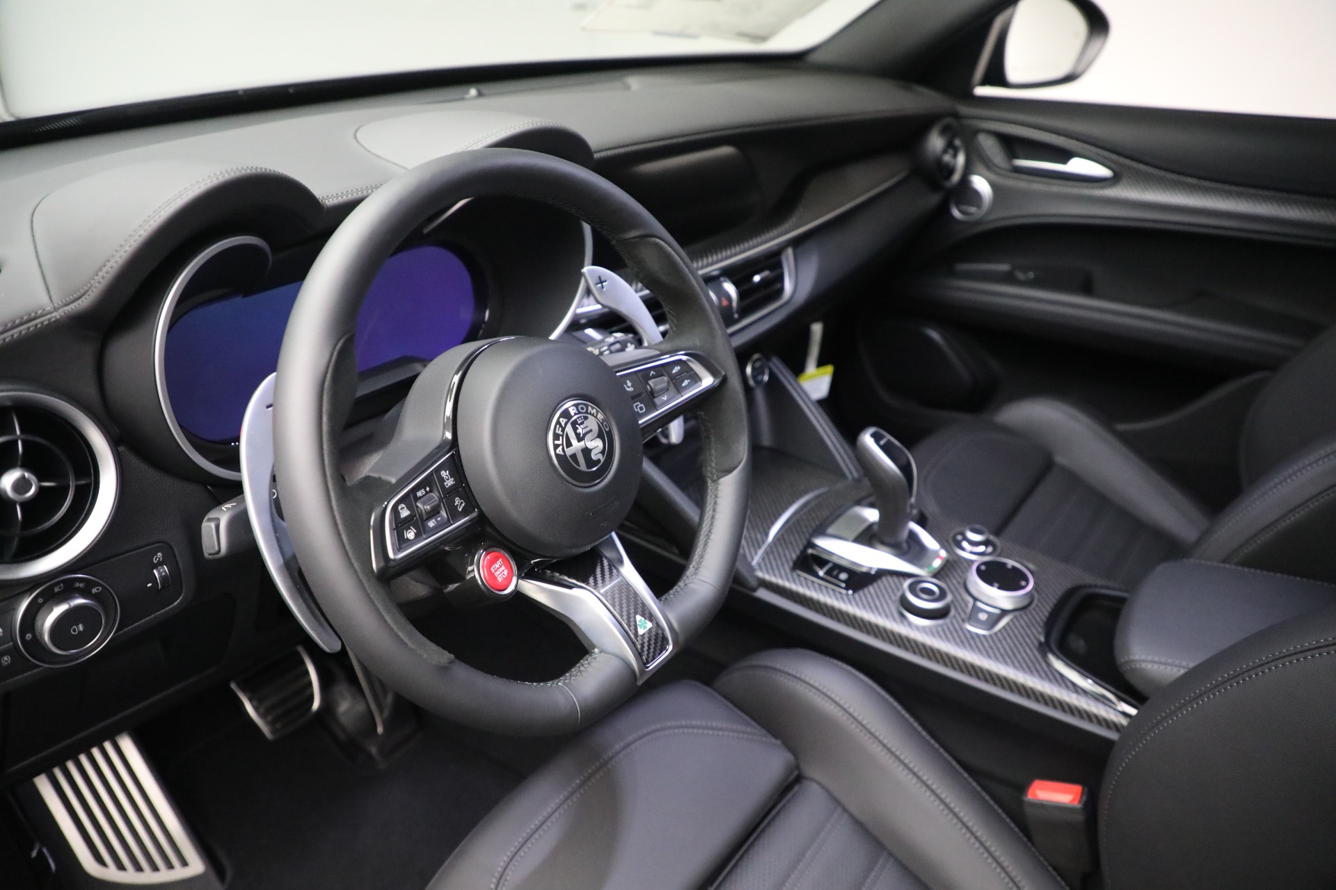 2024 Alfa Romeo Stelvio Quadrifoglio photo 26
