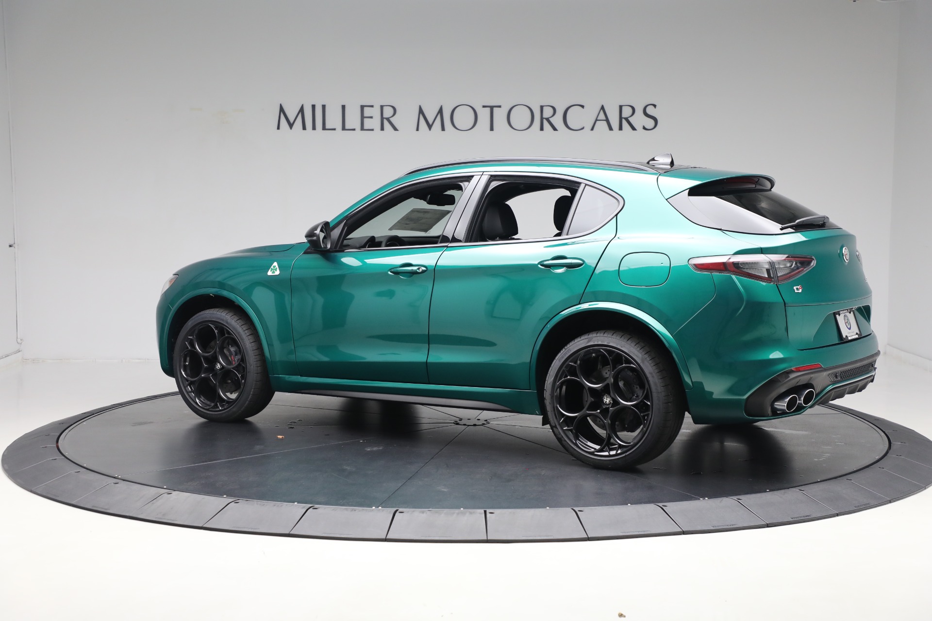 2024 Alfa Romeo Stelvio Quadrifoglio photo 10