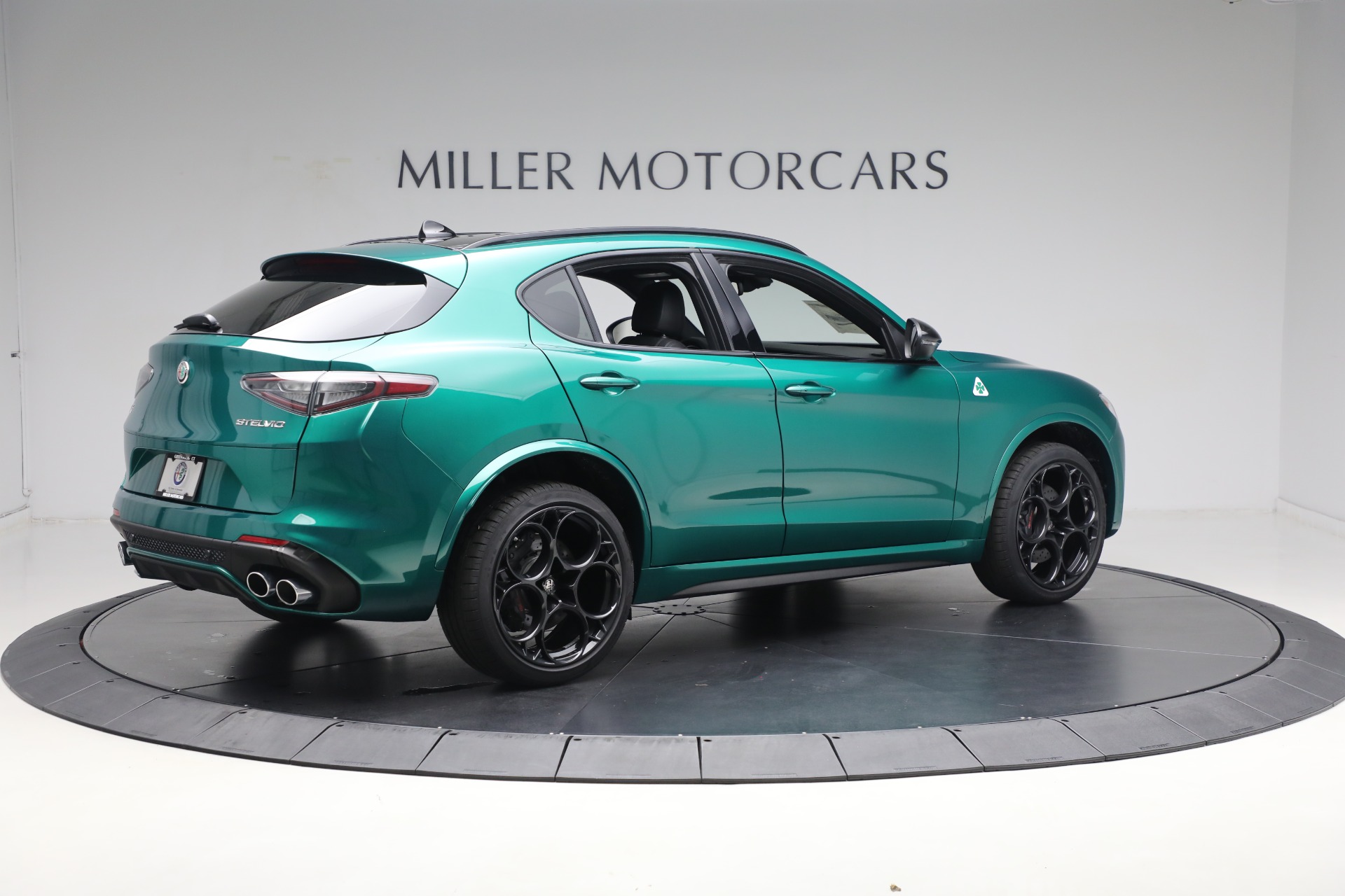 2024 Alfa Romeo Stelvio Quadrifoglio photo 19