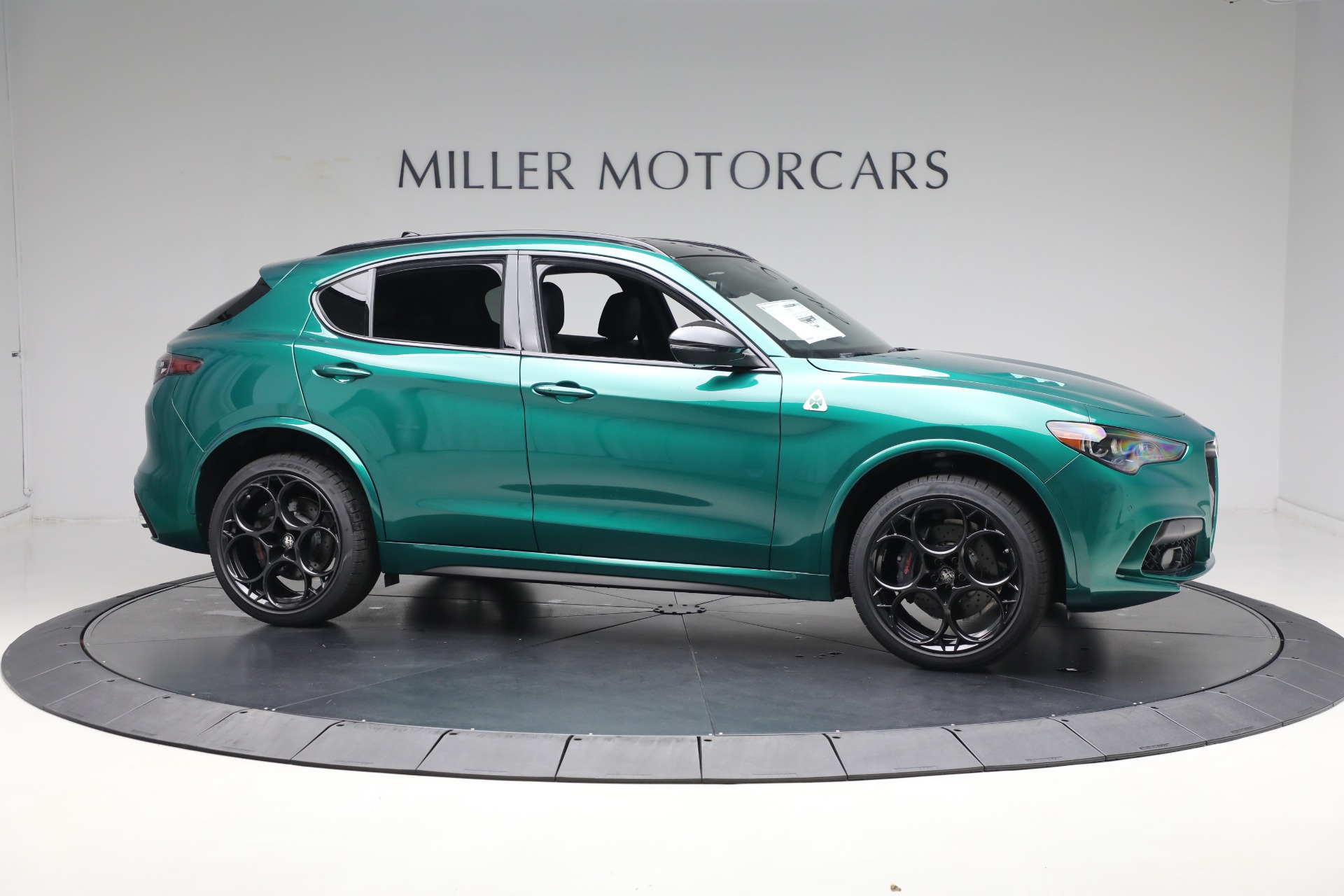 2024 Alfa Romeo Stelvio Quadrifoglio photo 23