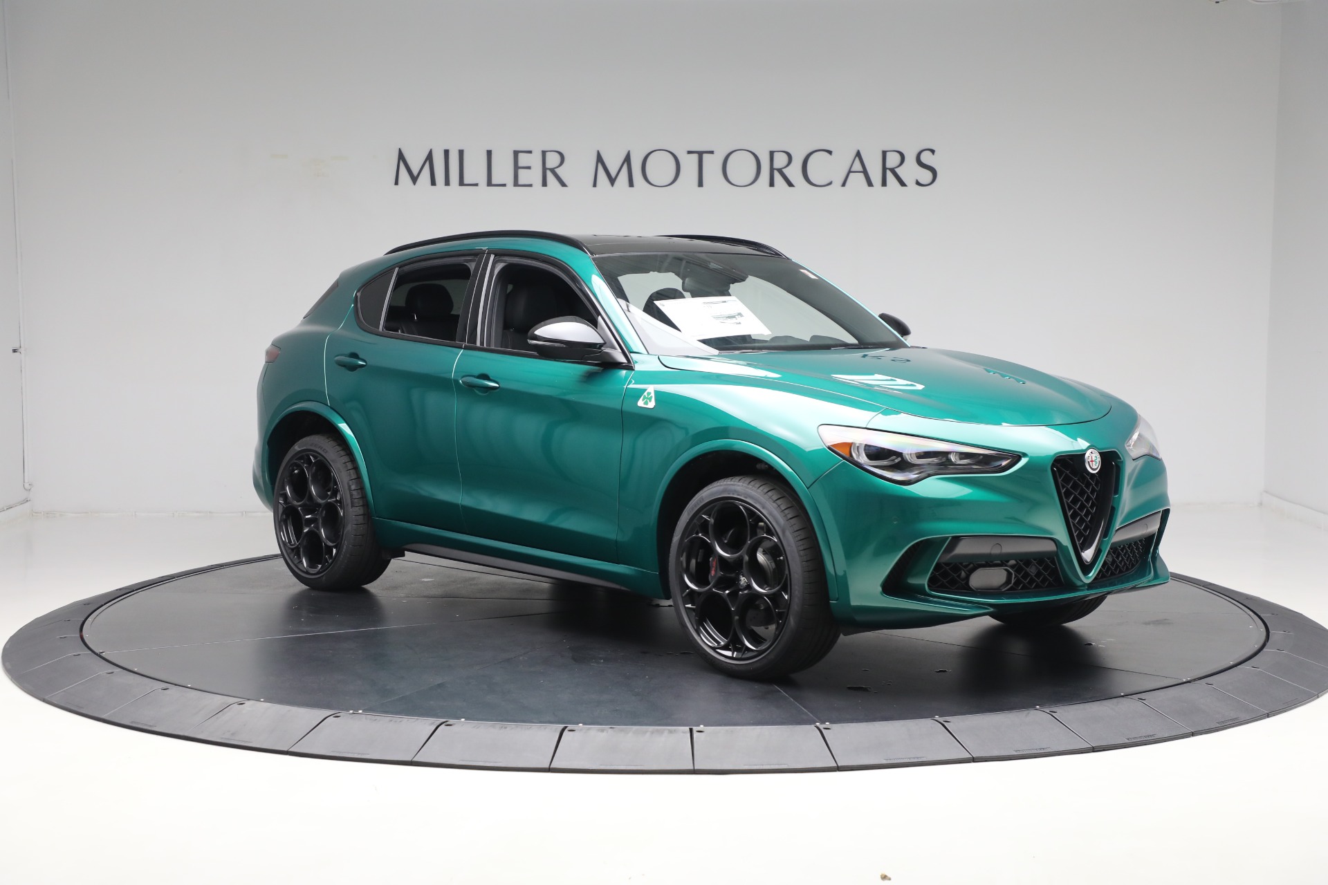 2024 Alfa Romeo Stelvio Quadrifoglio photo 25