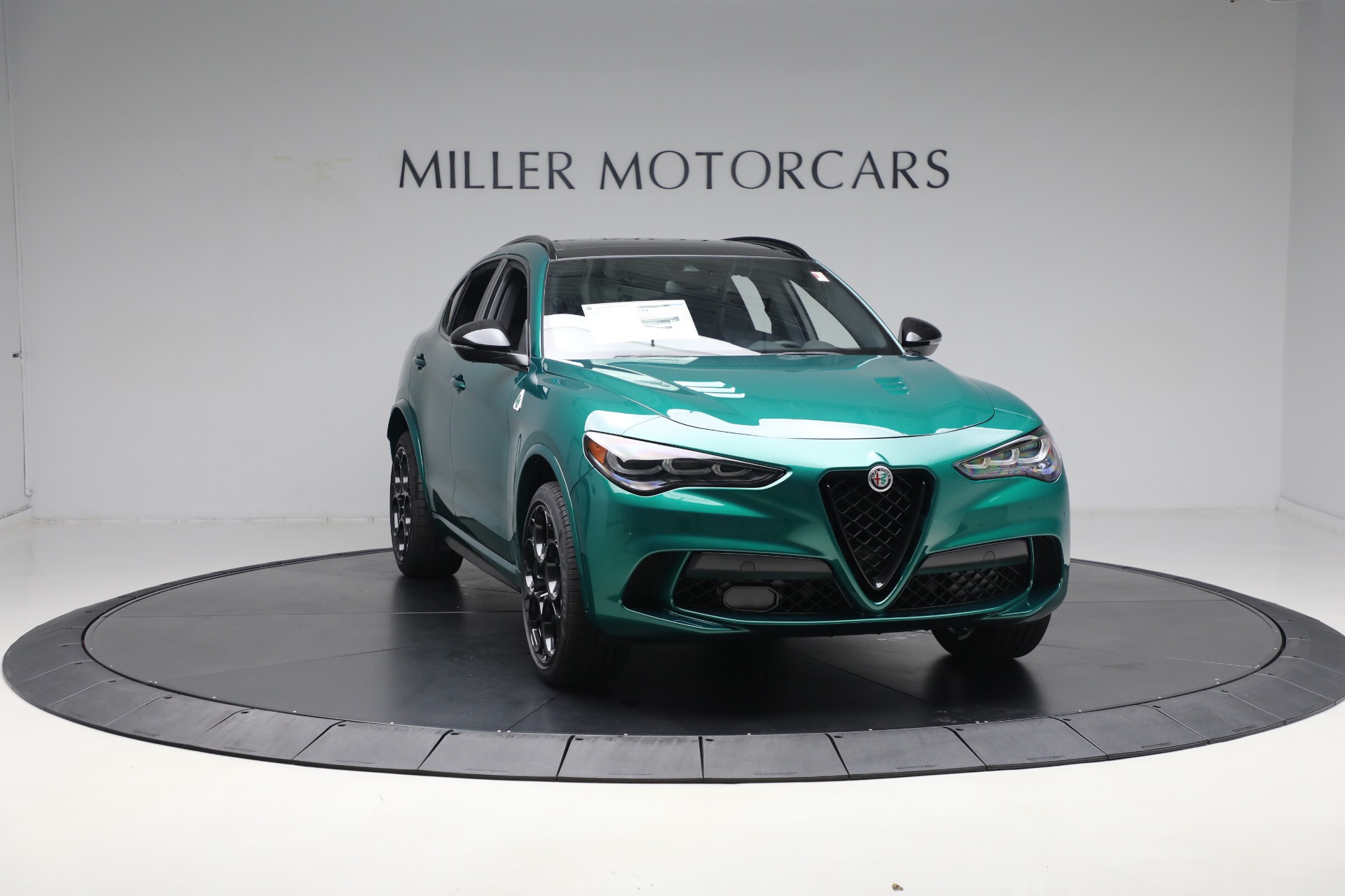 2024 Alfa Romeo Stelvio Quadrifoglio photo 27