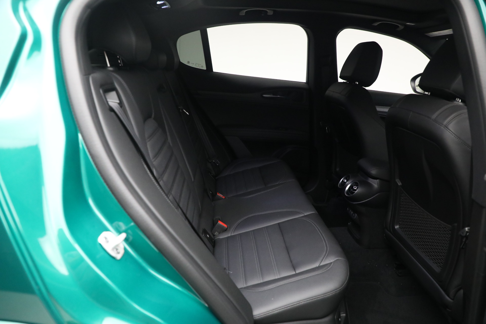 2024 Alfa Romeo Stelvio Quadrifoglio photo 36