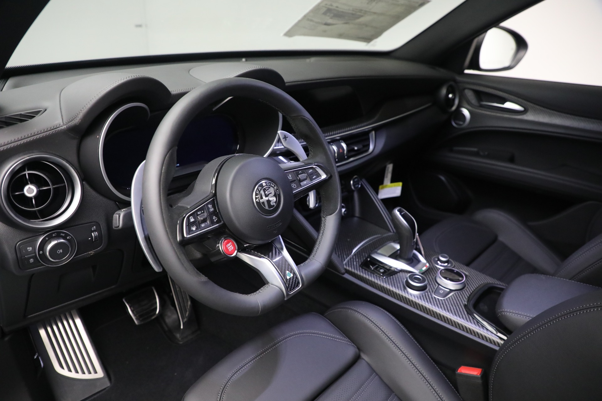 2024 Alfa Romeo Stelvio Quadrifoglio photo 38