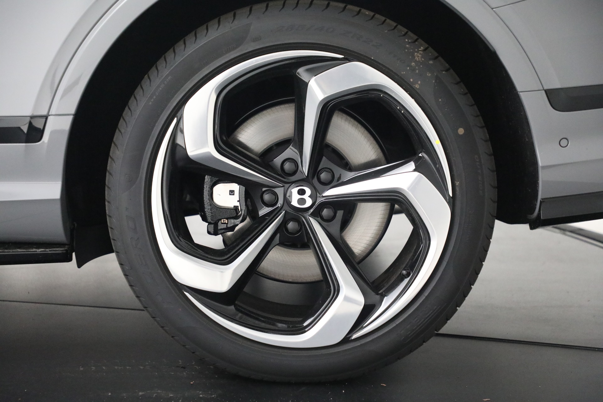 2024 Bentley Bentayga S V8 photo 14