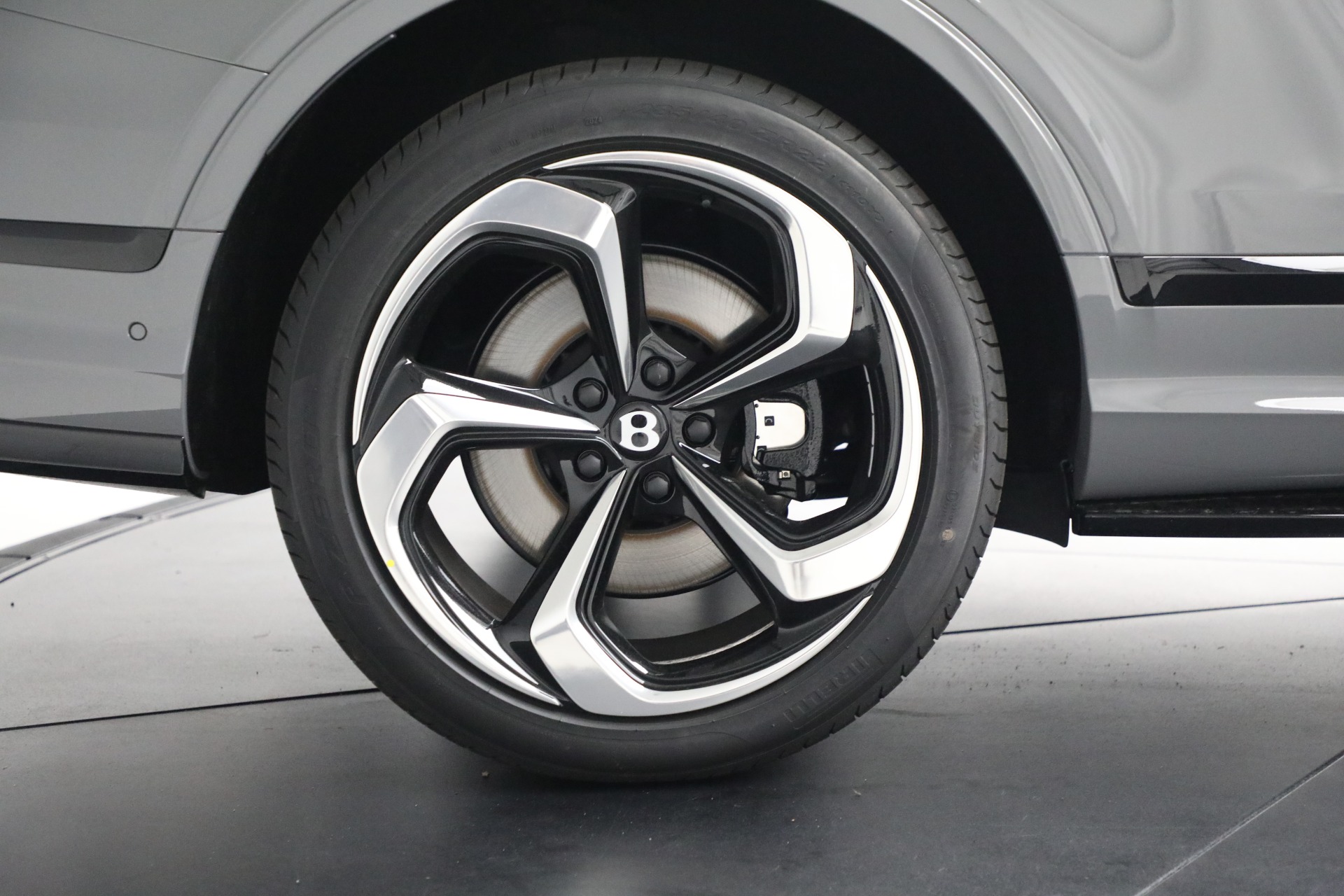 2024 Bentley Bentayga S V8 photo 15