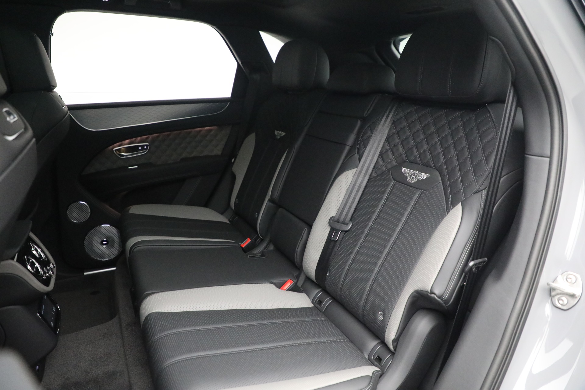 2024 Bentley Bentayga S V8 photo 24