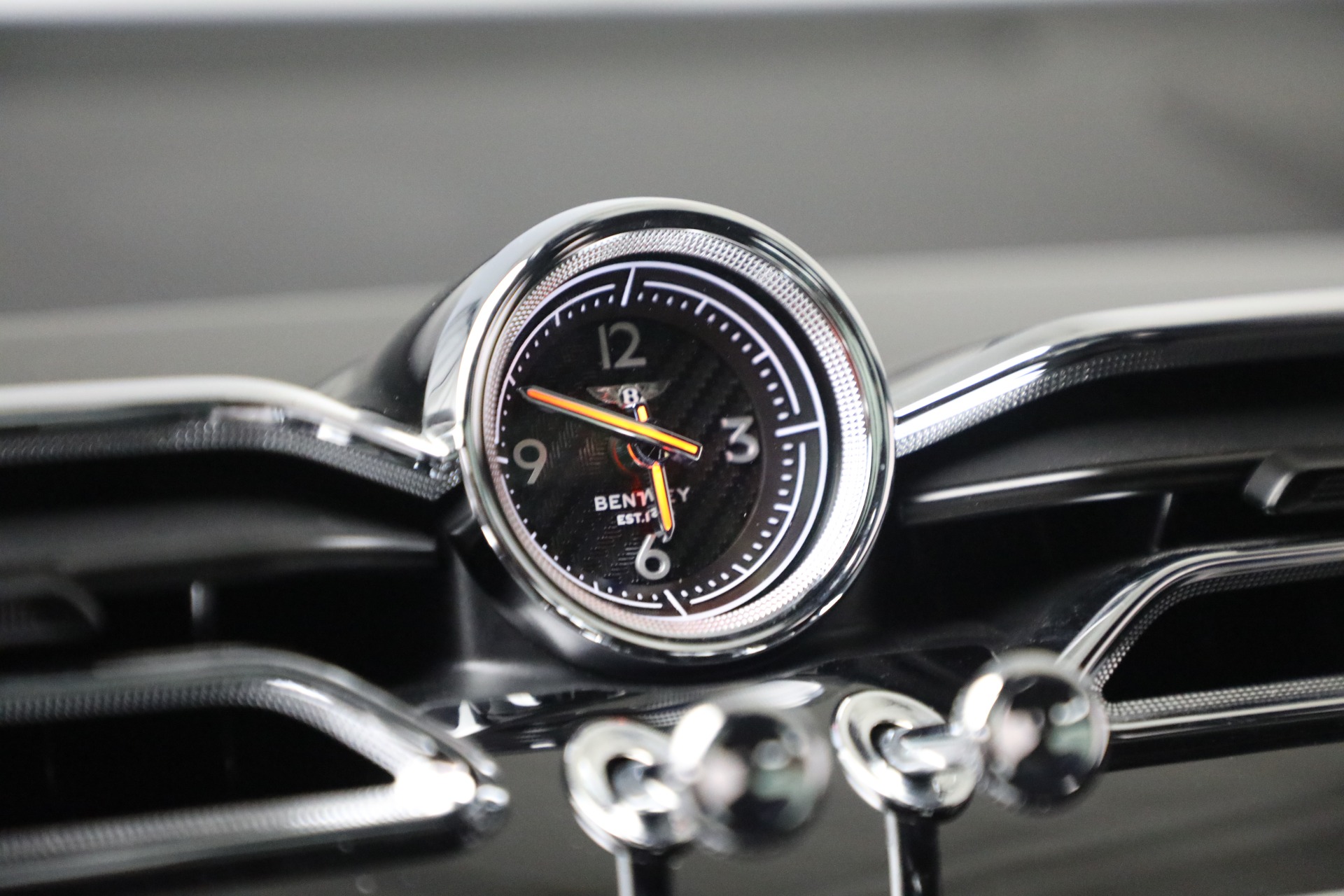 2024 Bentley Bentayga S V8 photo 25