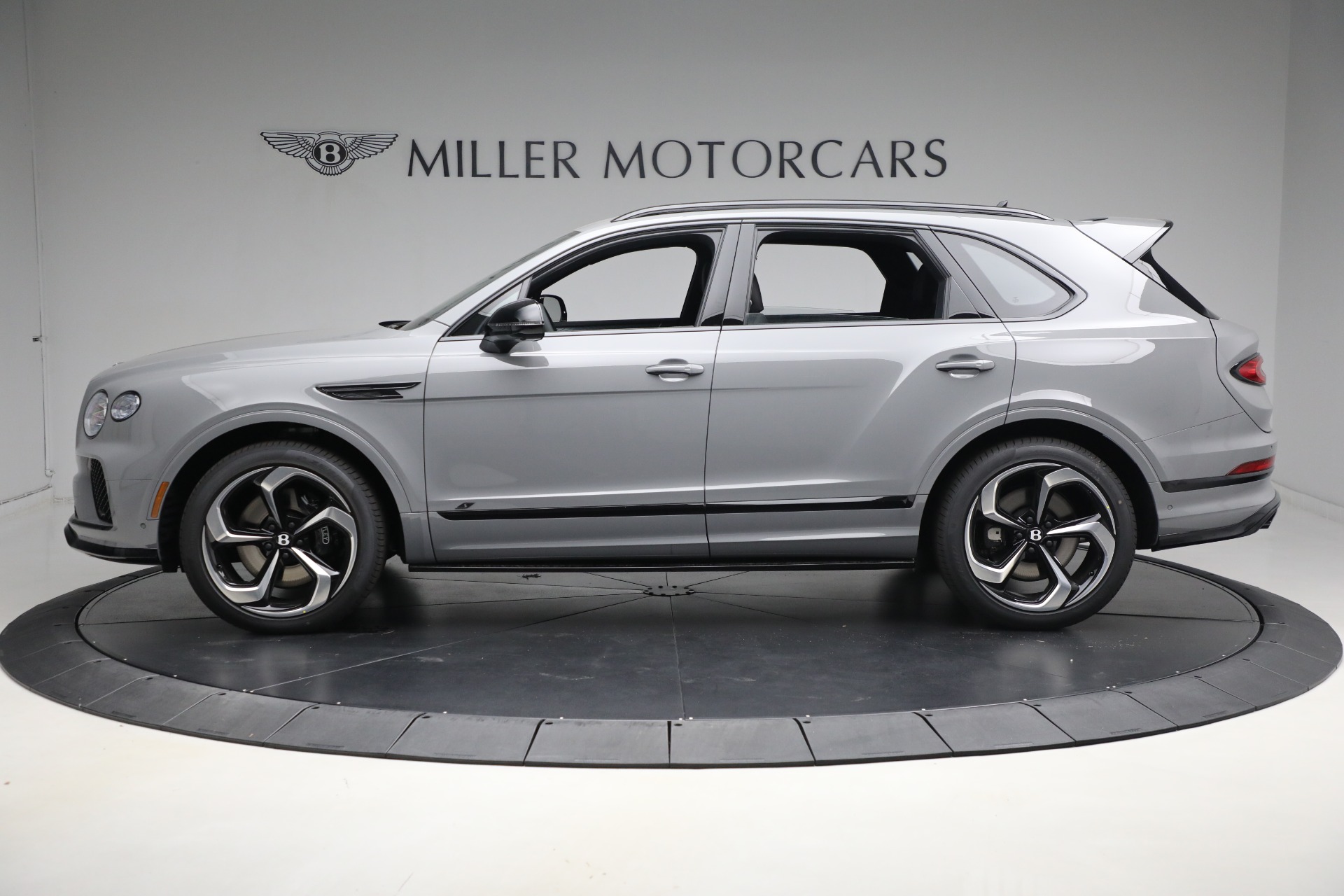 2024 Bentley Bentayga S V8 photo 3