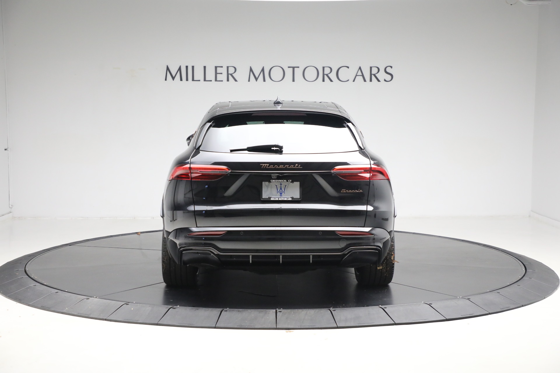 2025 Maserati Grecale photo 6