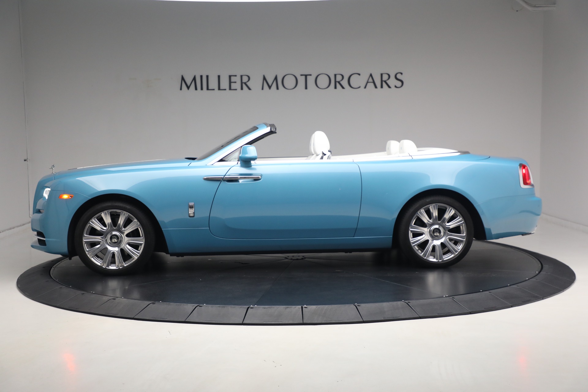 洋書 ROLLS ROYCE IN AMERICA Used 2018 Rolls-Royce Dawn For Sale (Sold) | Miller