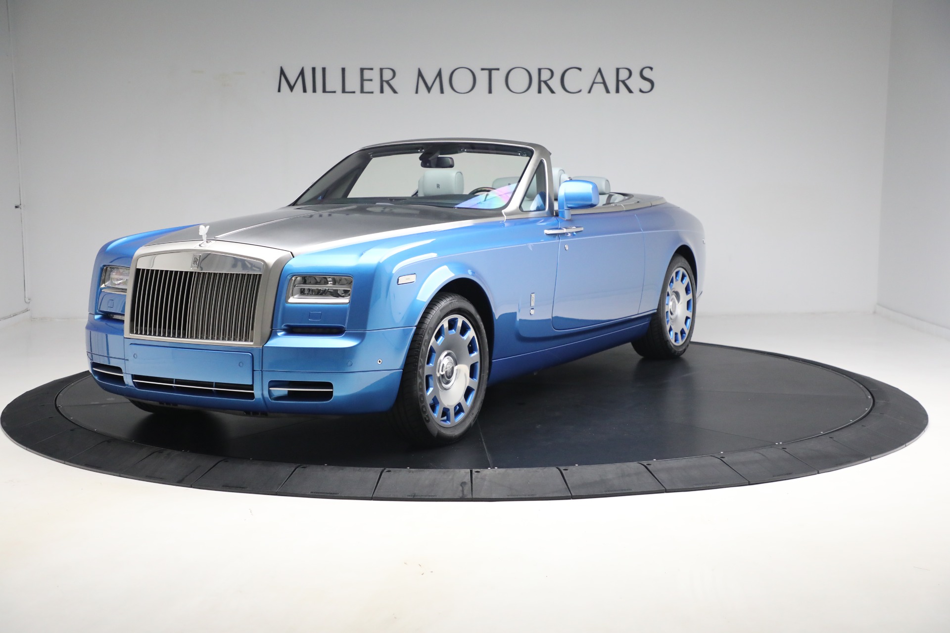 Used 2015 Rolls-Royce Phantom Drophead Coupe For Sale (Sold