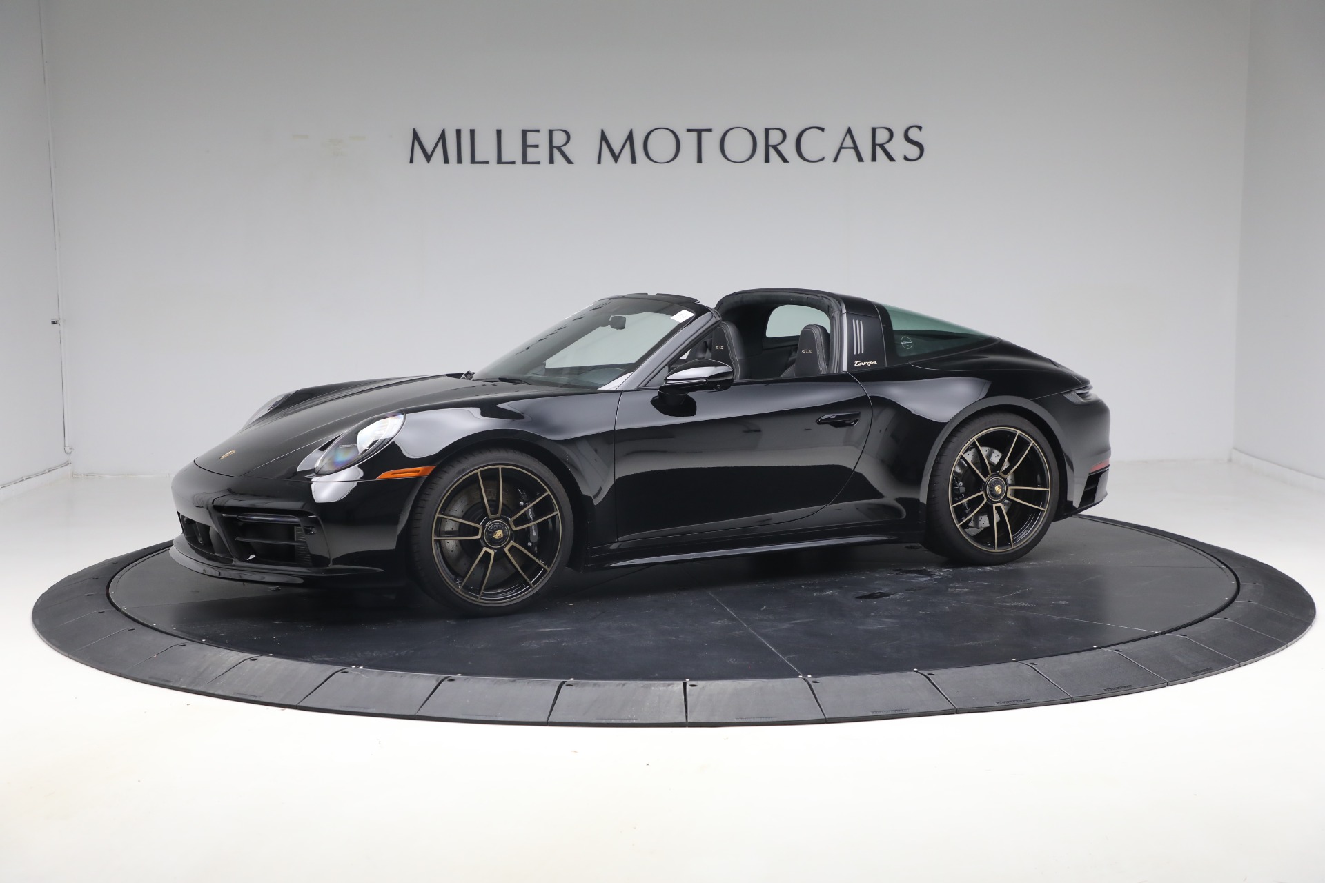 Used 2024 Porsche 911 GTS with VIN WP0BB2A9XRS233610 for sale in Greenwich, CT