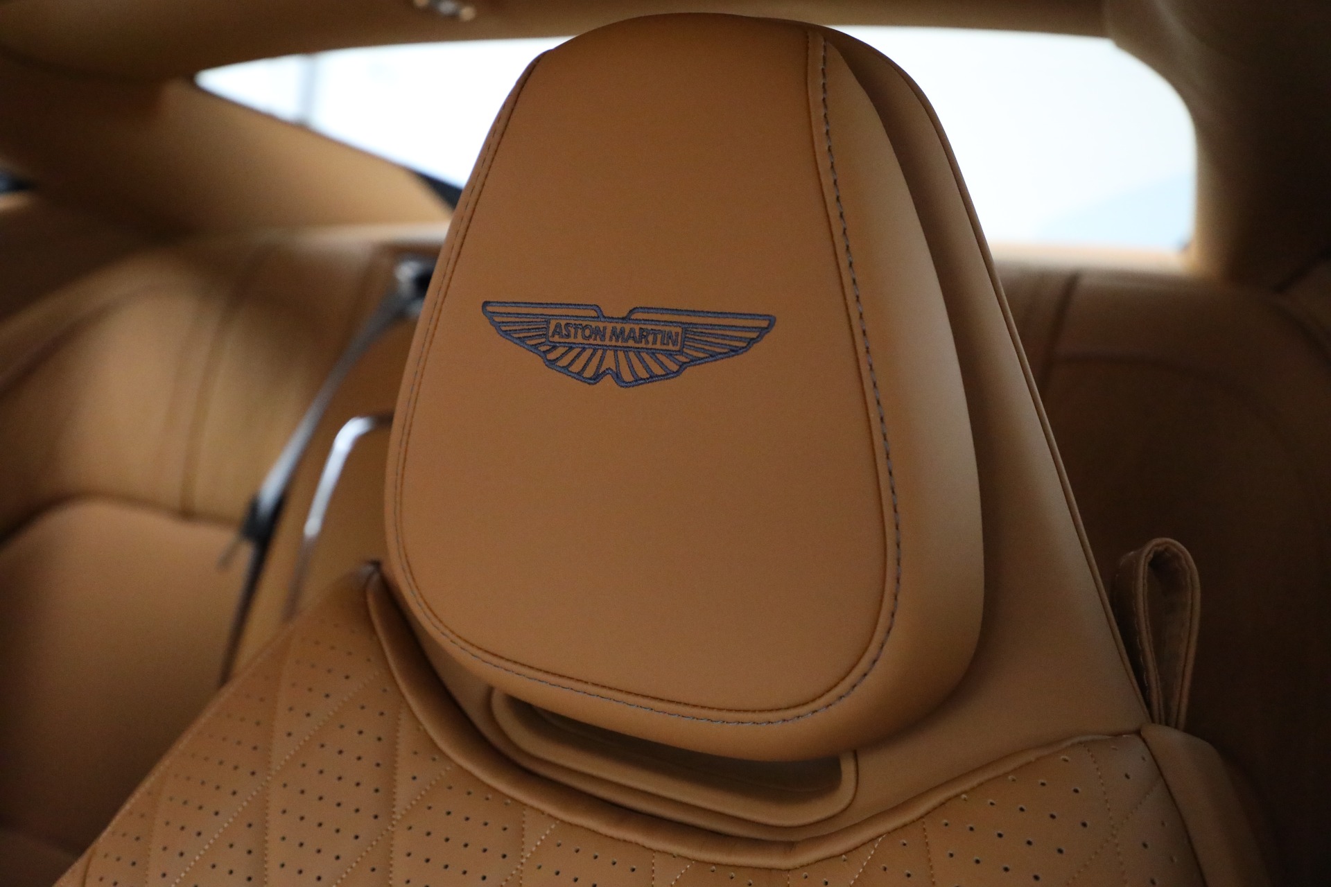 2025 Aston Martin DB12 AM5 photo 15